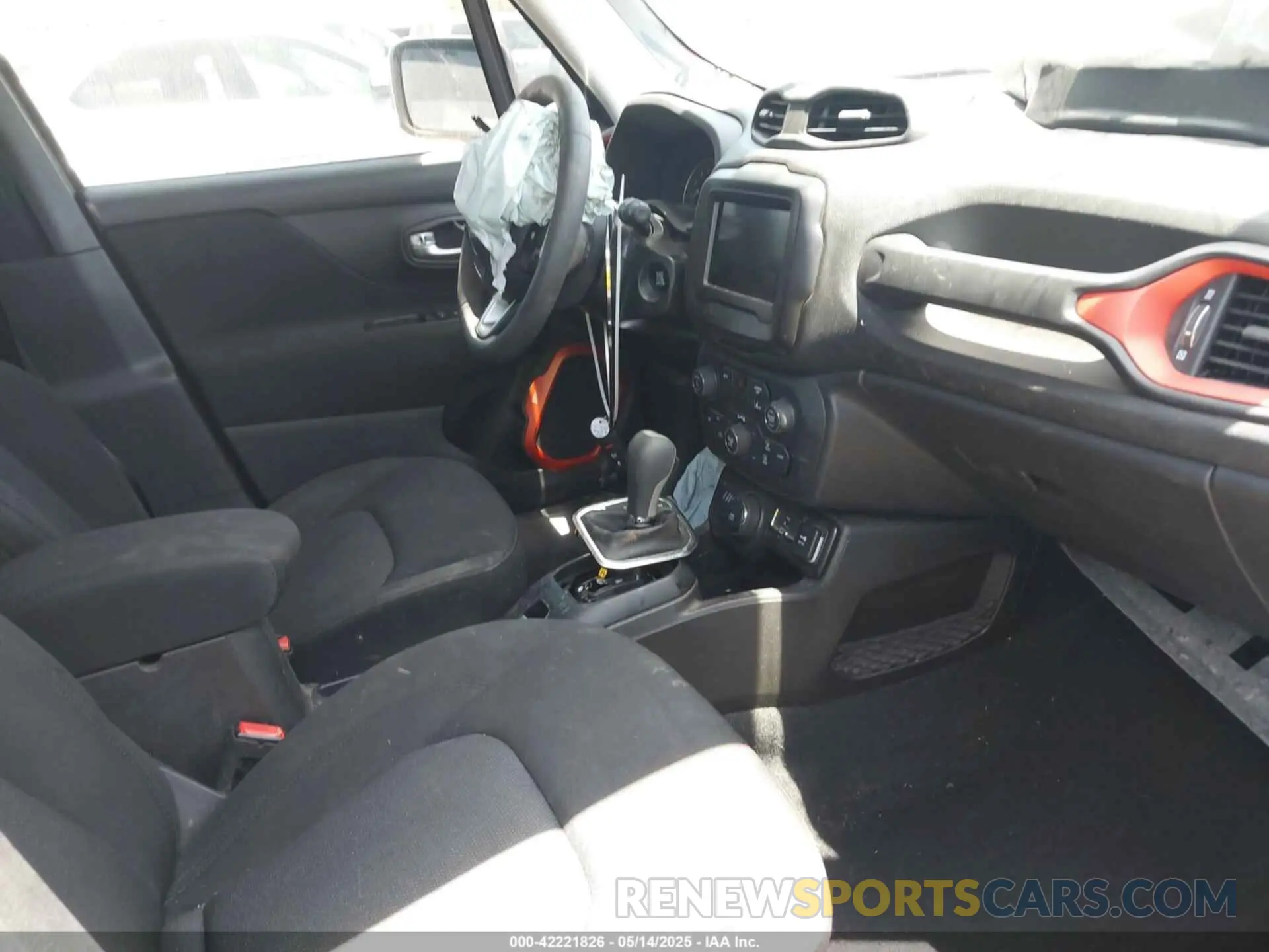 5 Фотография поврежденного автомобиля ZACNJDAB6MPM54762 JEEP RENEGADE 2021