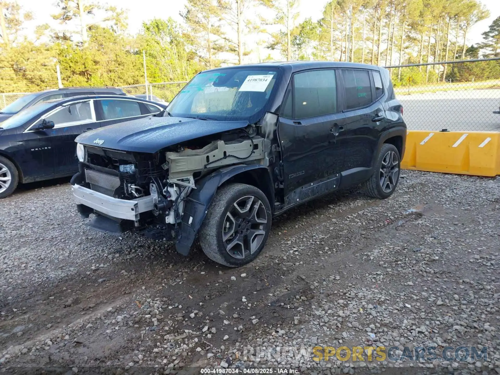 2 Photograph of a damaged car ZACNJDAB6MPN26057 JEEP RENEGADE 2021