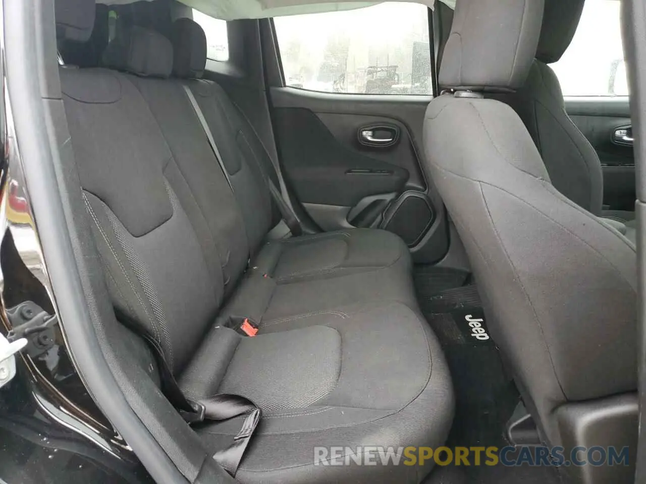11 Photograph of a damaged car ZACNJDAB7MPM23004 JEEP RENEGADE 2021
