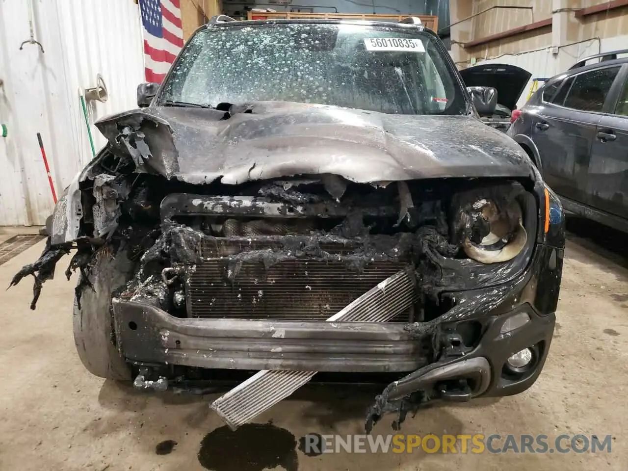5 Photograph of a damaged car ZACNJDAB8MPM23643 JEEP RENEGADE 2021