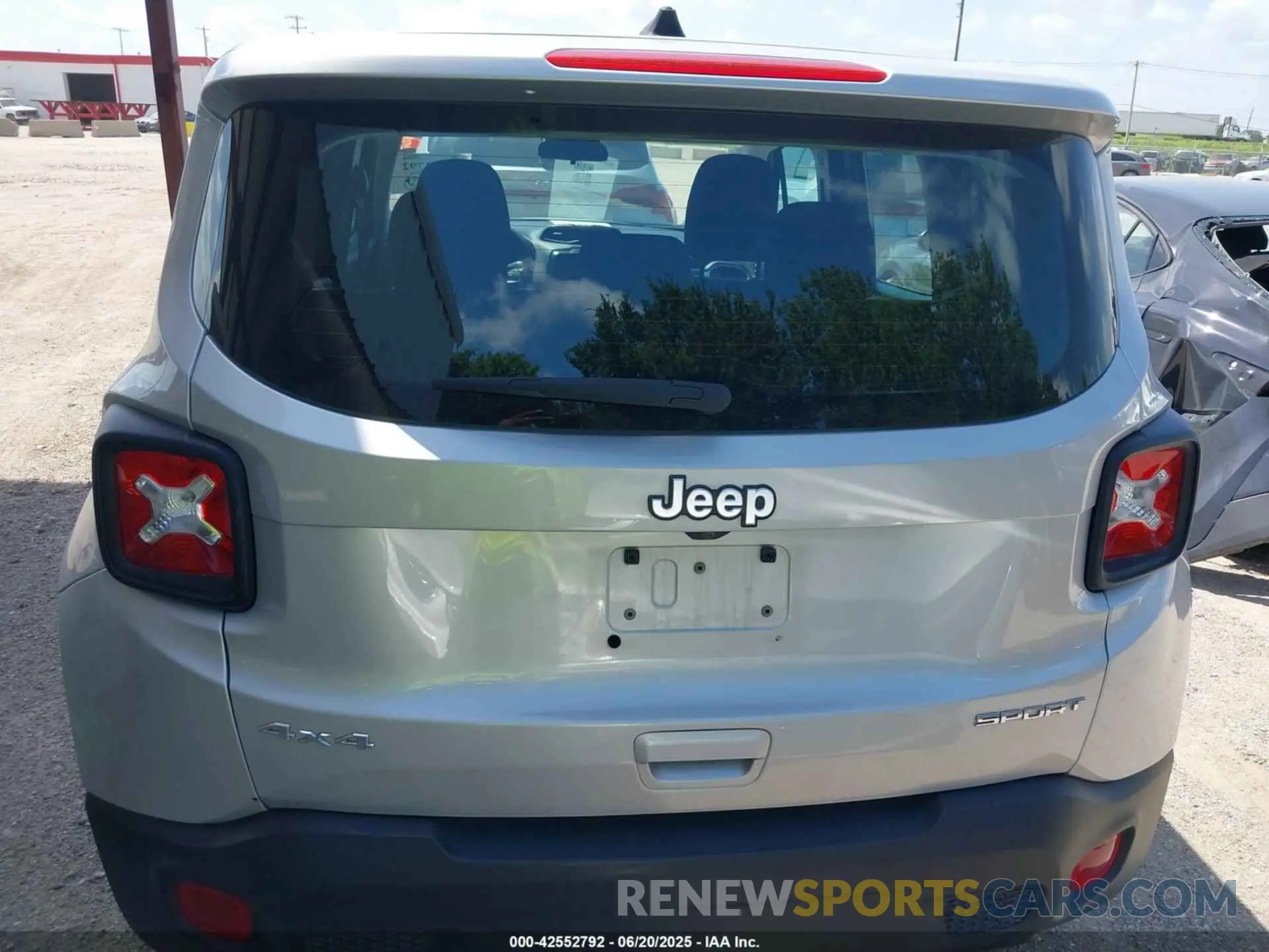 16 Photograph of a damaged car ZACNJDAB9MPN15442 JEEP RENEGADE 2021
