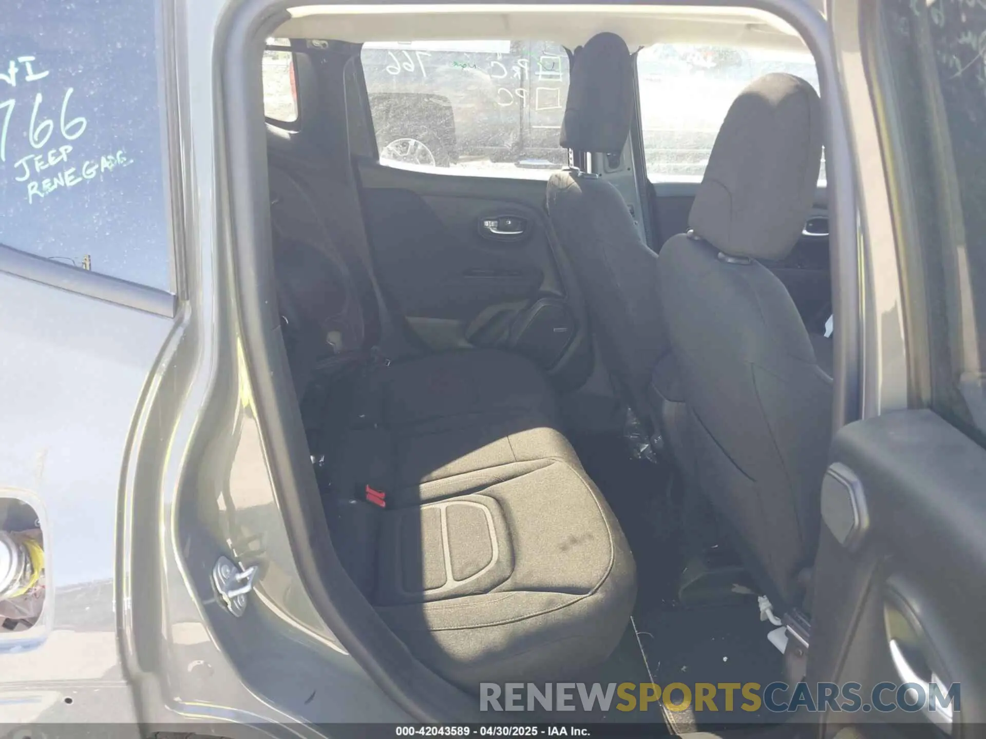 8 Photograph of a damaged car ZACNJDB14MPM34631 JEEP RENEGADE 2021