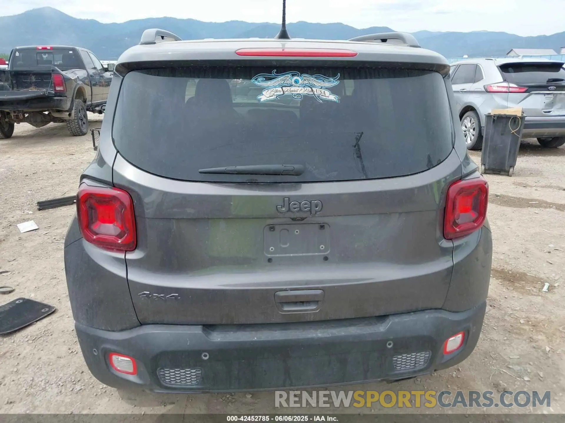 17 Фотография поврежденного автомобиля ZACNJDB17MPM29388 JEEP RENEGADE 2021