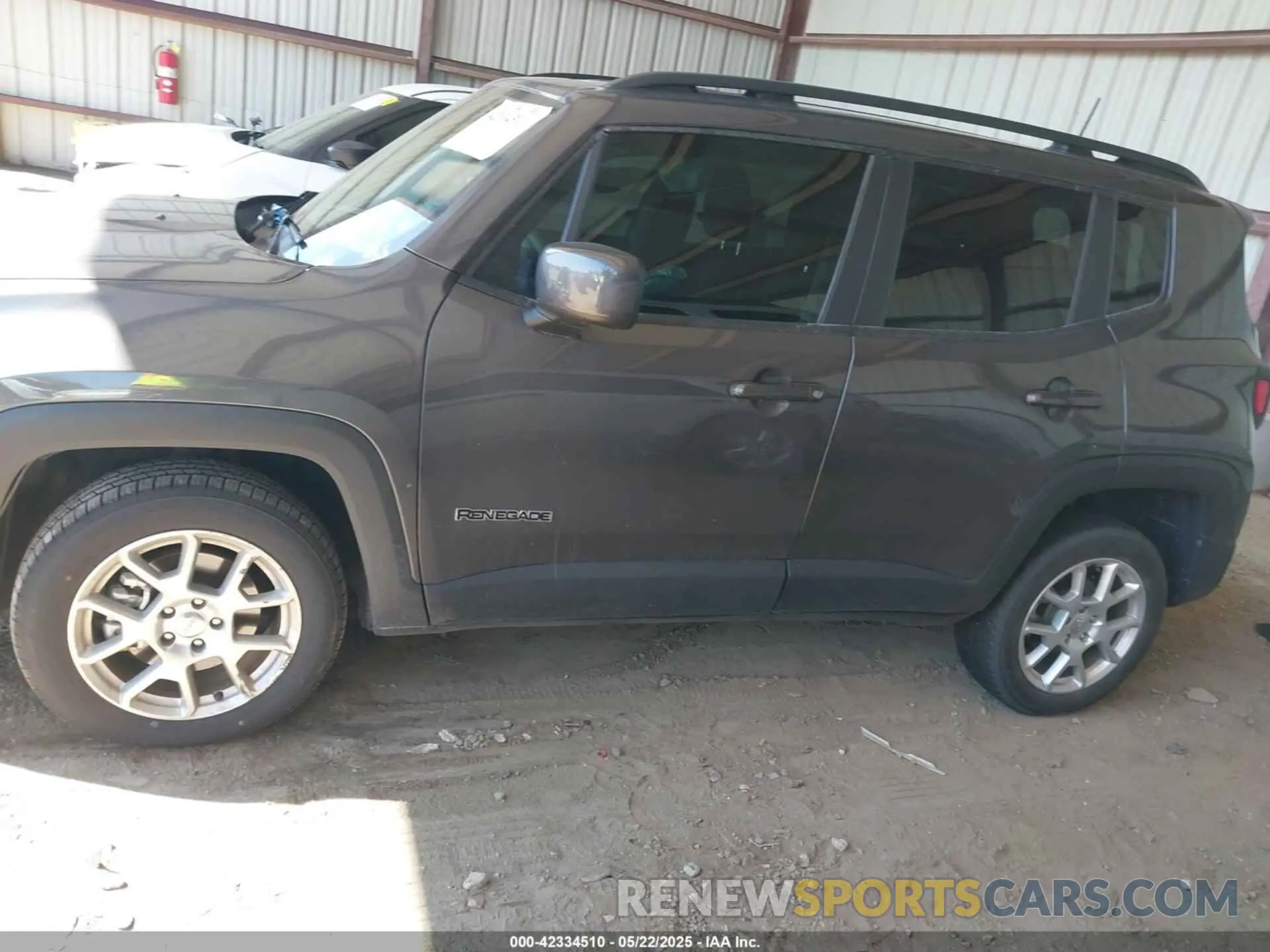 15 Photograph of a damaged car ZACNJDBB0MPN08135 JEEP RENEGADE 2021