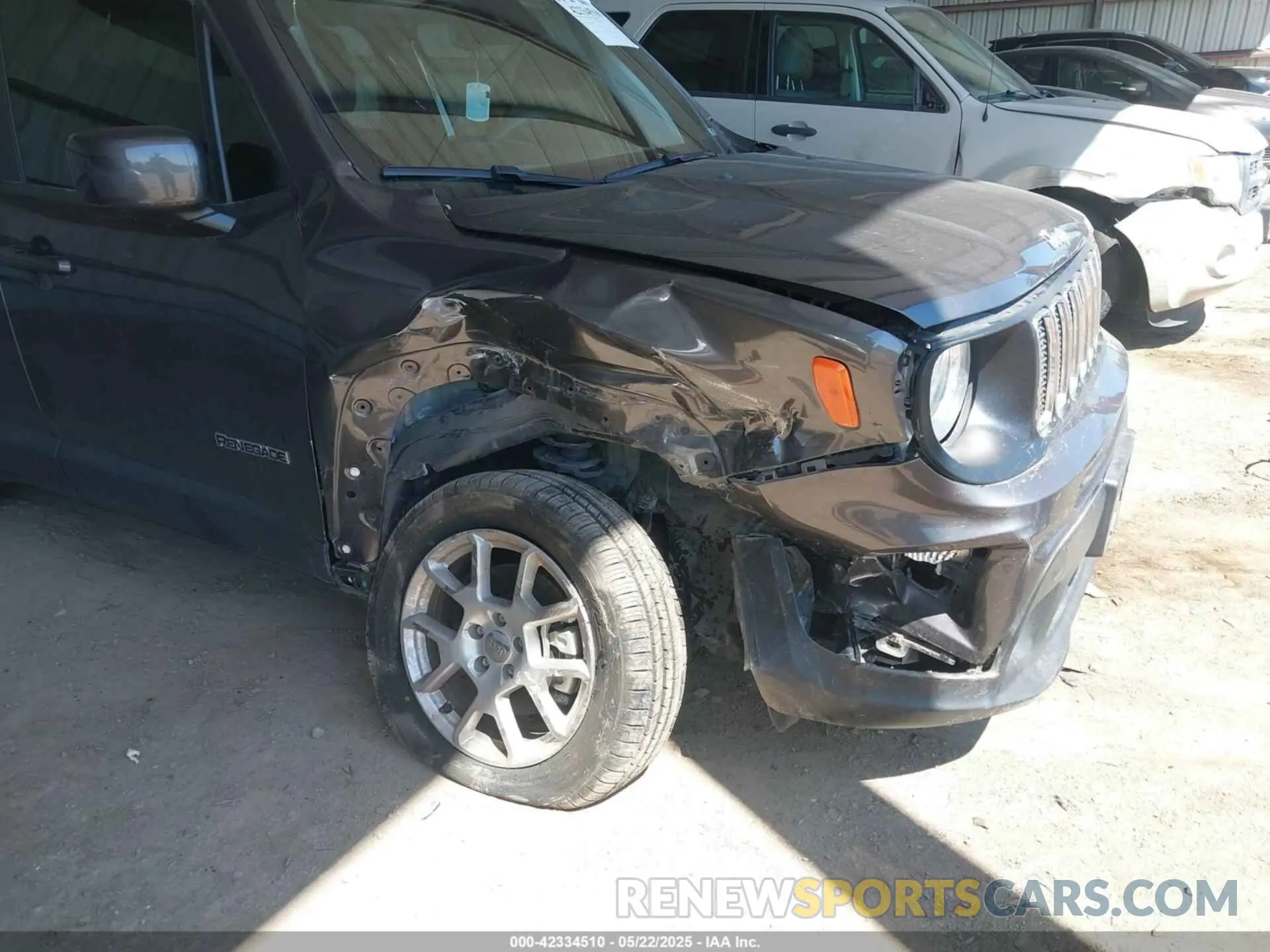 6 Photograph of a damaged car ZACNJDBB0MPN08135 JEEP RENEGADE 2021