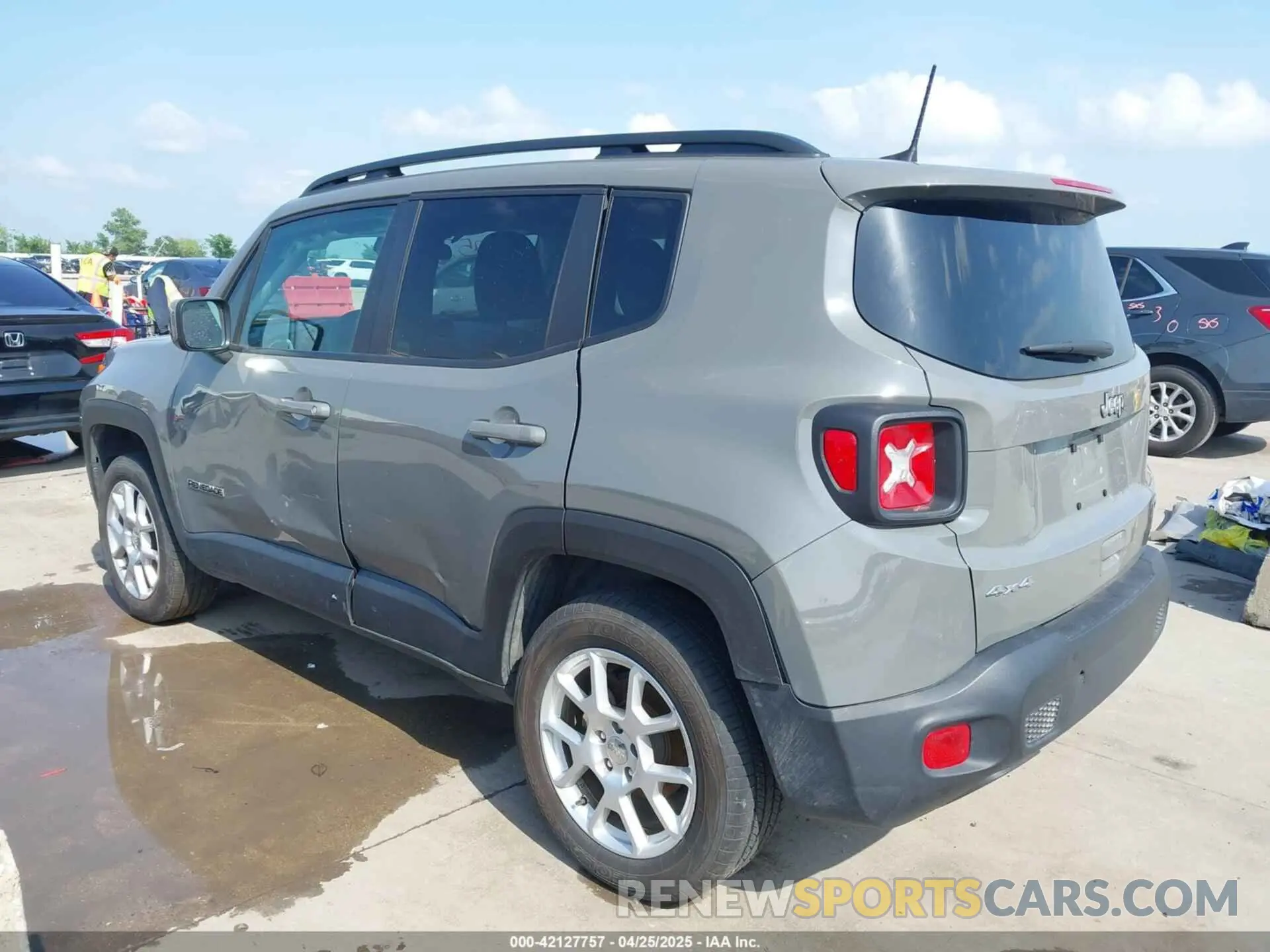 3 Photograph of a damaged car ZACNJDBB2MPM48729 JEEP RENEGADE 2021