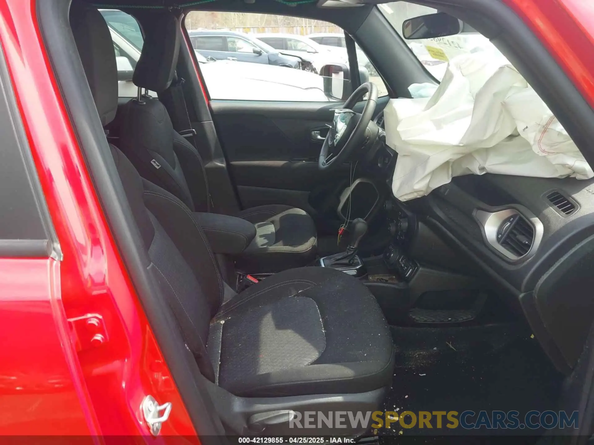 5 Photograph of a damaged car ZACNJDBB2MPM77874 JEEP RENEGADE 2021