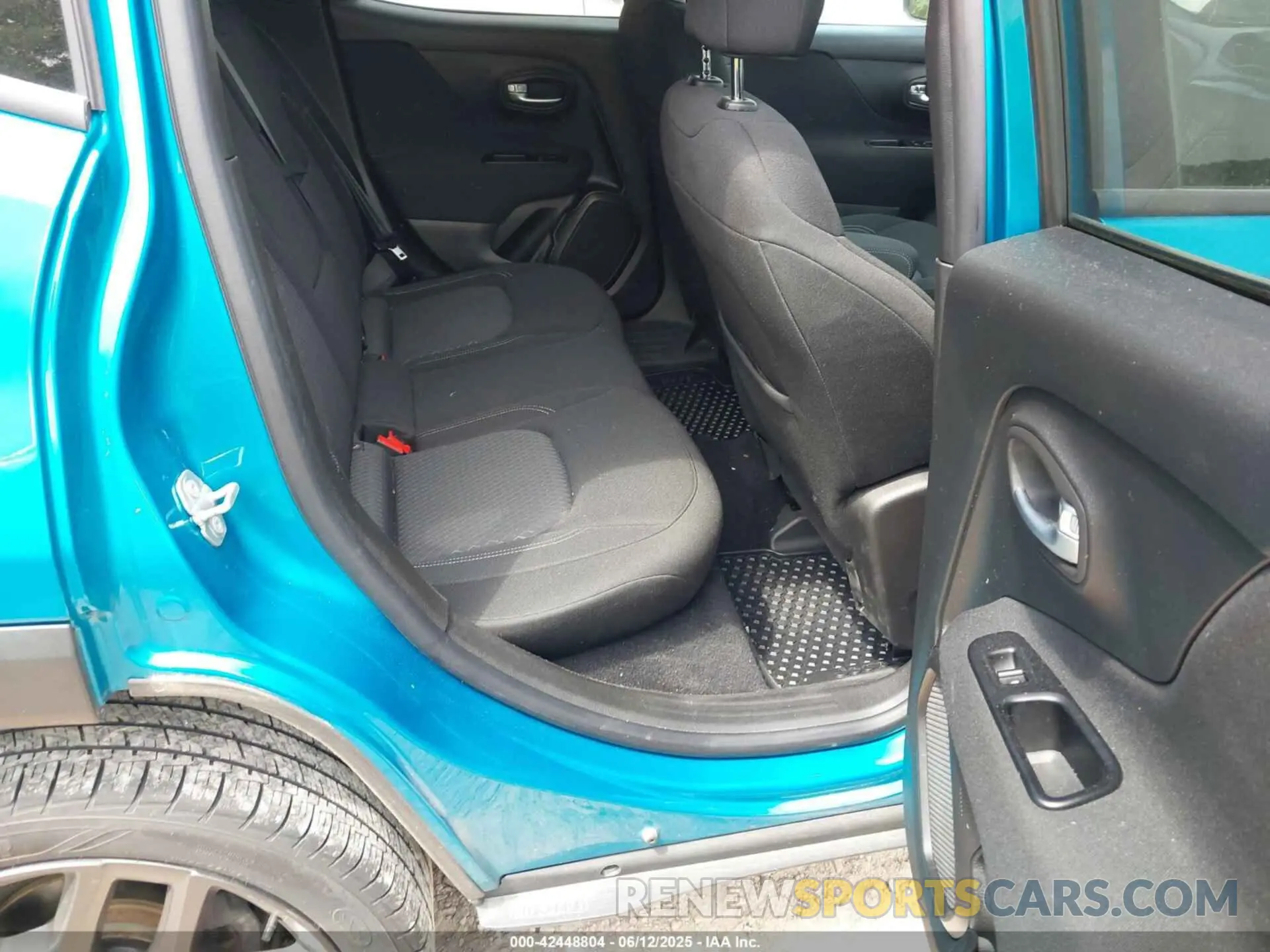 8 Photograph of a damaged car ZACNJDBB2MPM95095 JEEP RENEGADE 2021