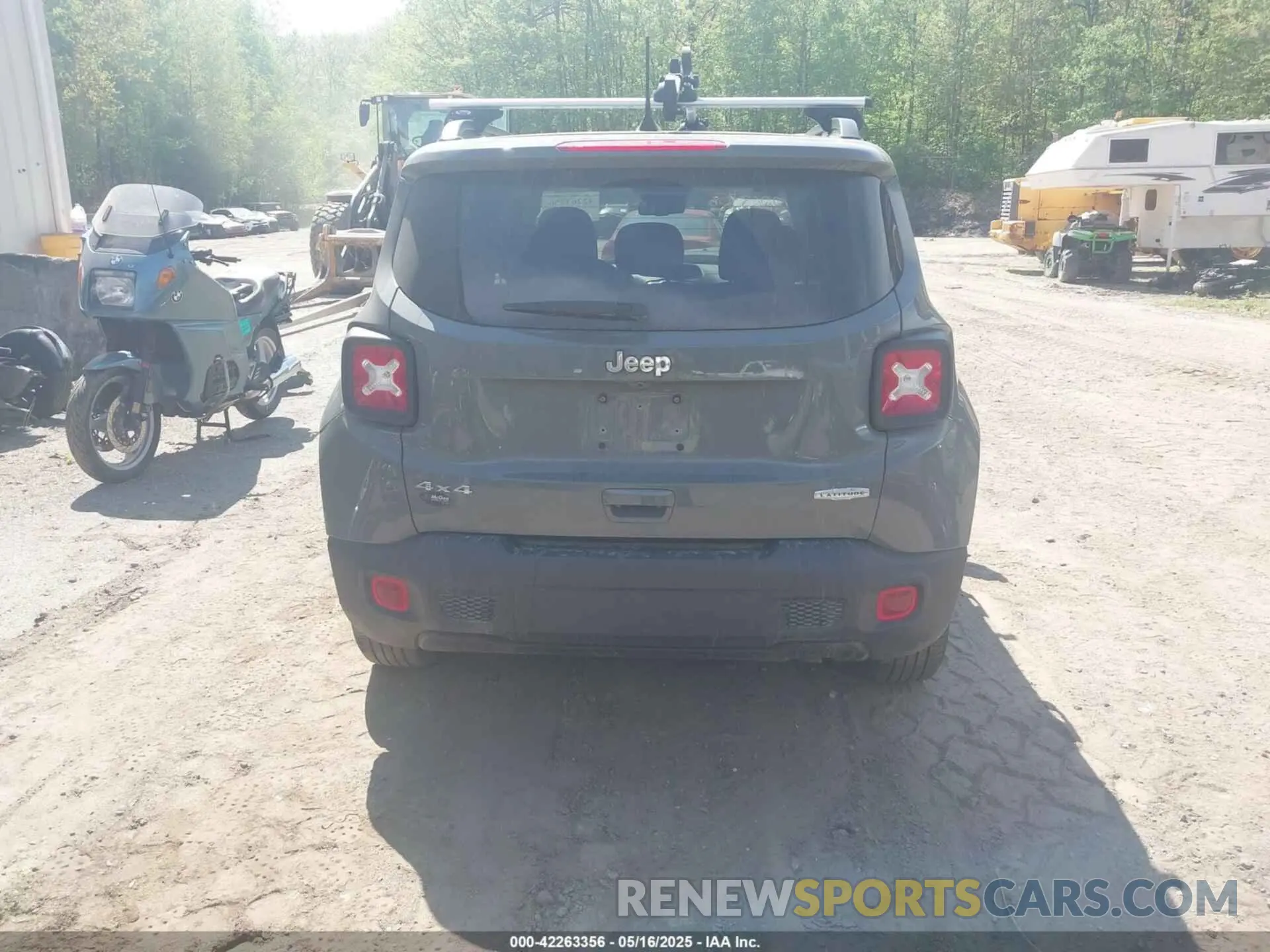 17 Фотография поврежденного автомобиля ZACNJDBB2MPN31688 JEEP RENEGADE 2021