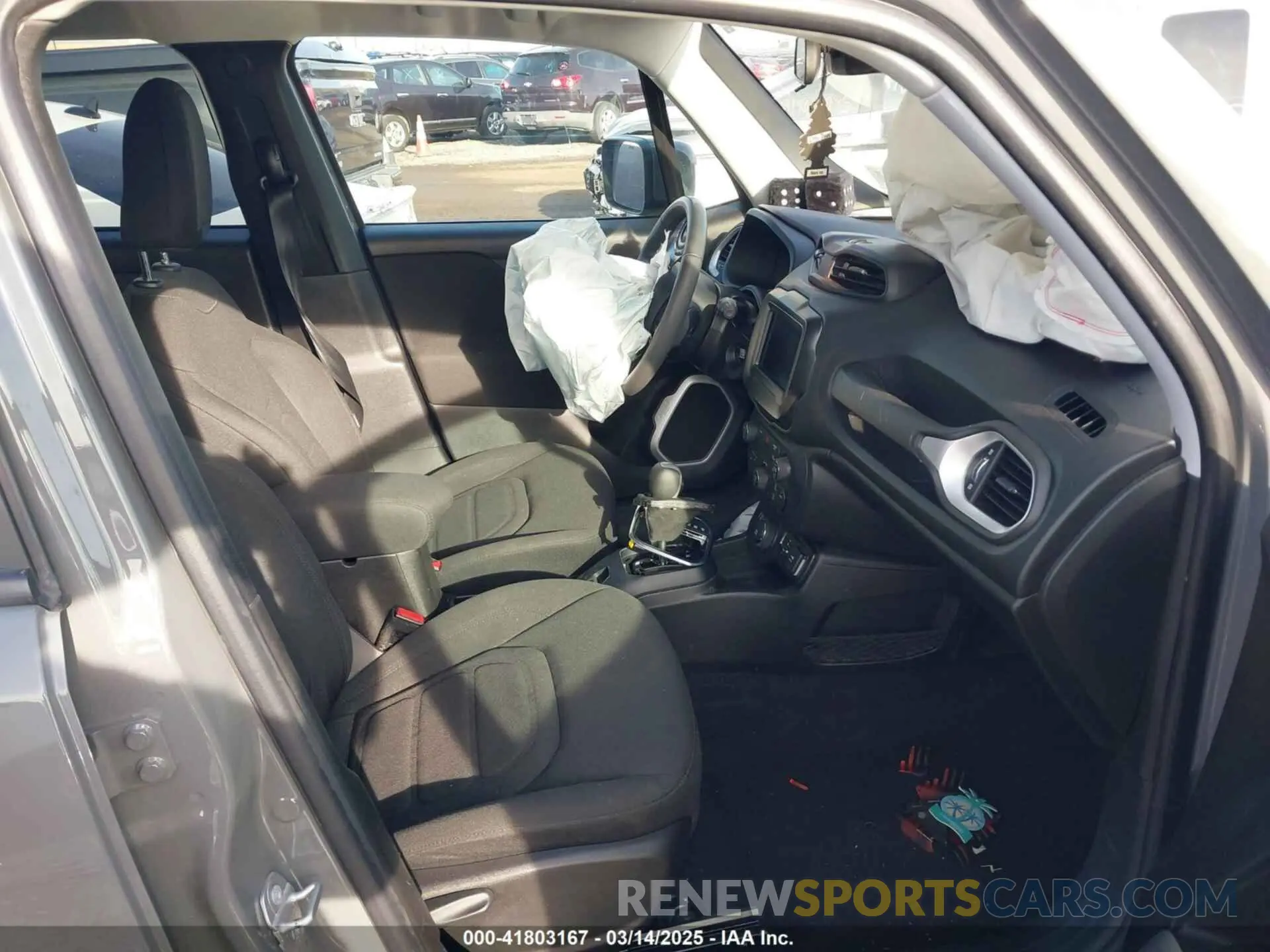 5 Photograph of a damaged car ZACNJDBB3MPN22076 JEEP RENEGADE 2021