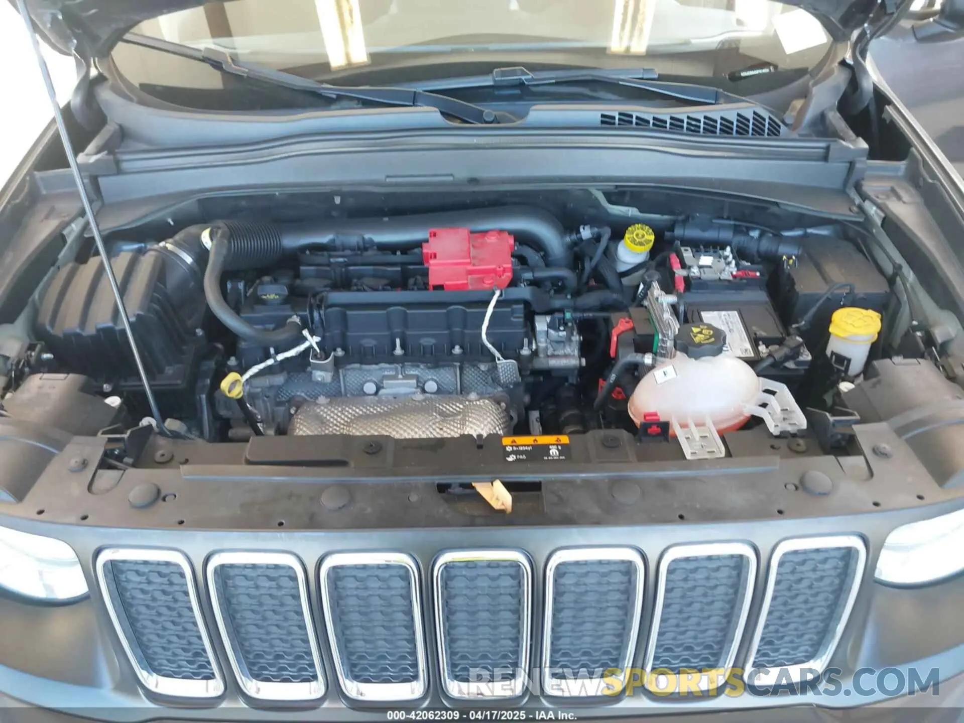 10 Photograph of a damaged car ZACNJDBB4MPN14004 JEEP RENEGADE 2021