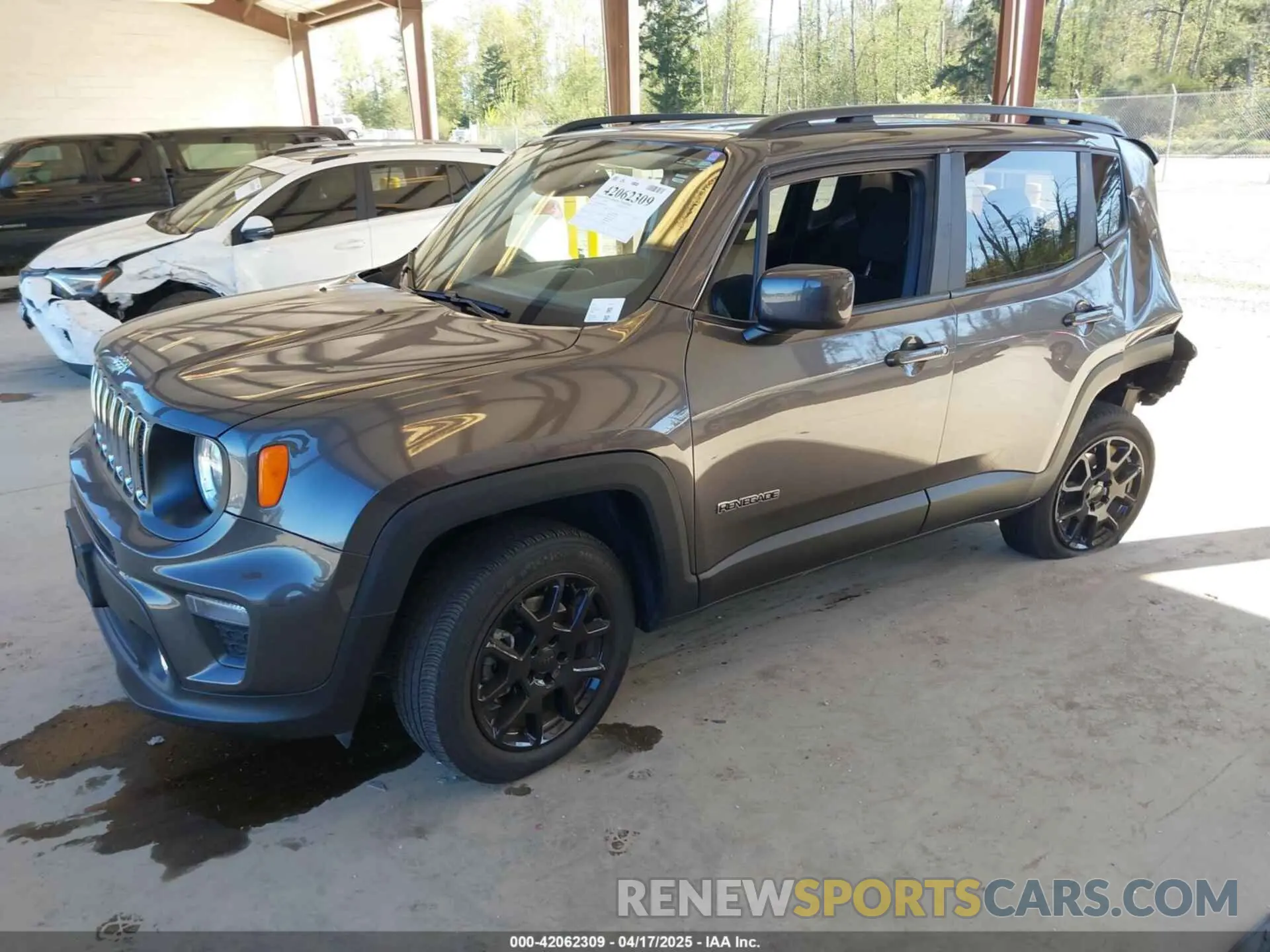 2 Photograph of a damaged car ZACNJDBB4MPN14004 JEEP RENEGADE 2021