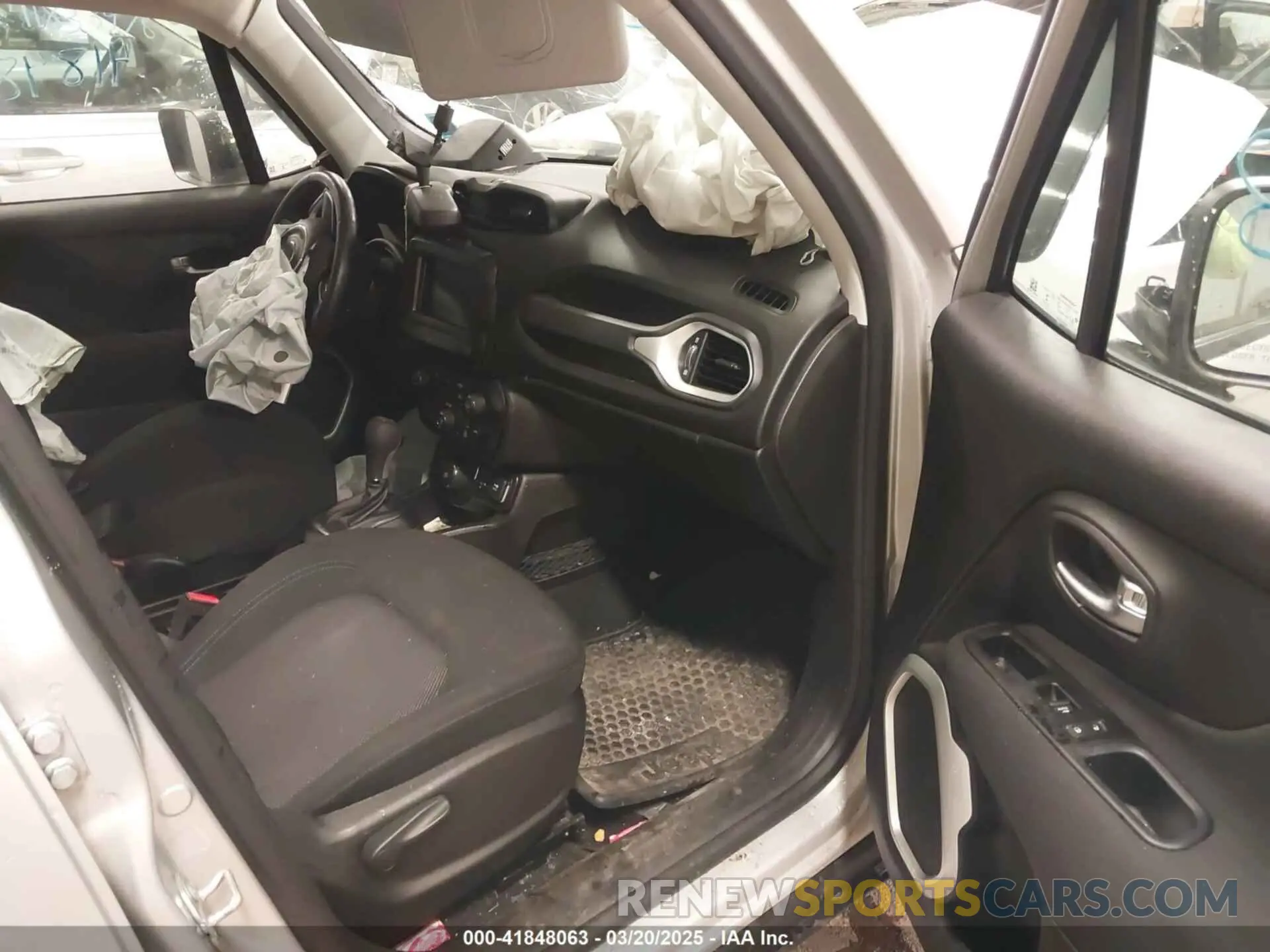 5 Photograph of a damaged car ZACNJDBB5MPM77688 JEEP RENEGADE 2021