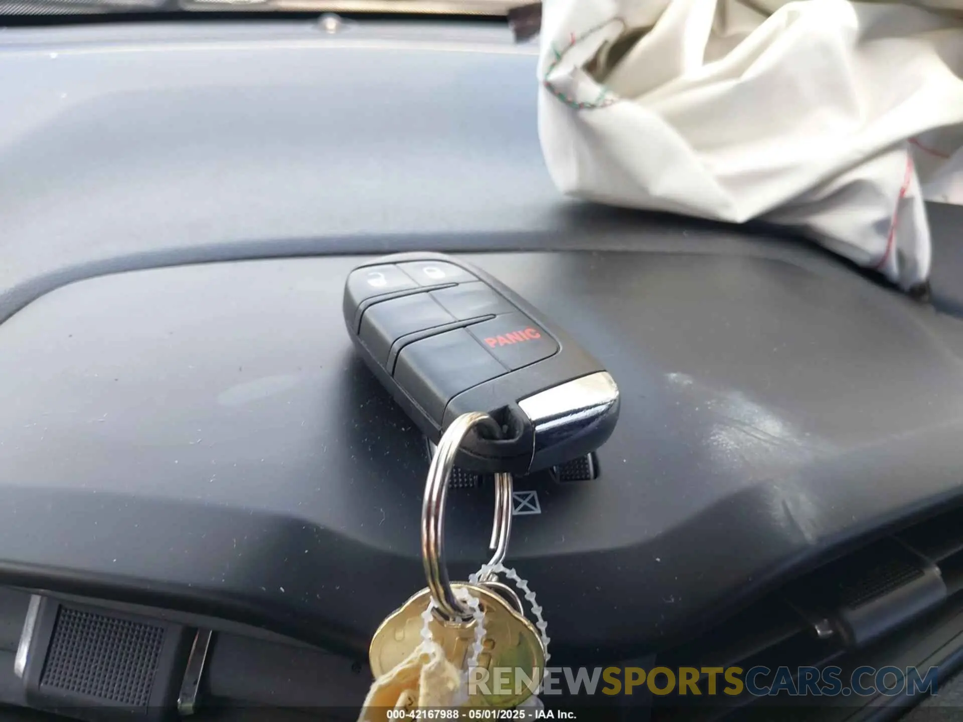 11 Photograph of a damaged car ZACNJDBB5MPN33810 JEEP RENEGADE 2021