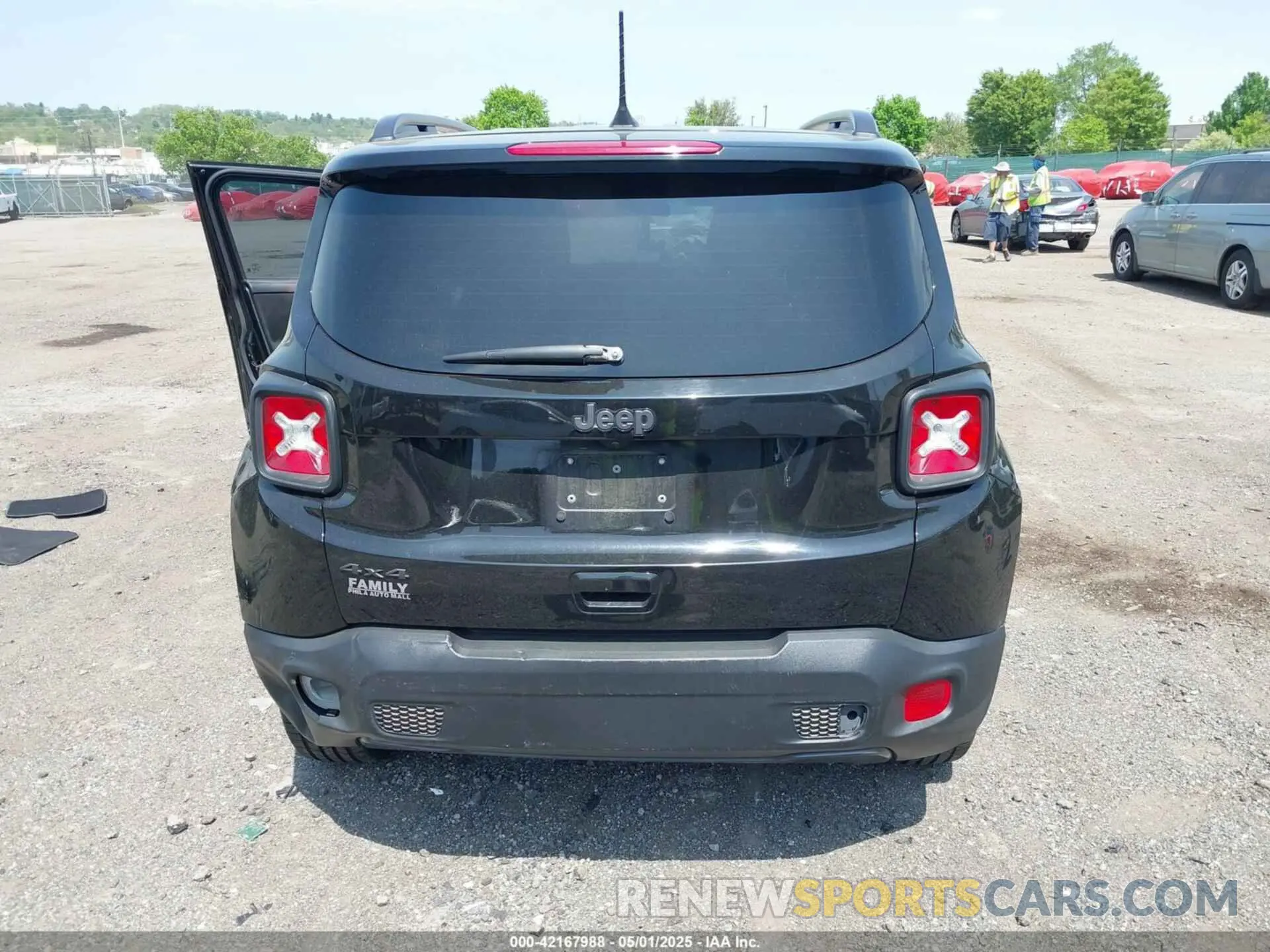 17 Photograph of a damaged car ZACNJDBB5MPN33810 JEEP RENEGADE 2021