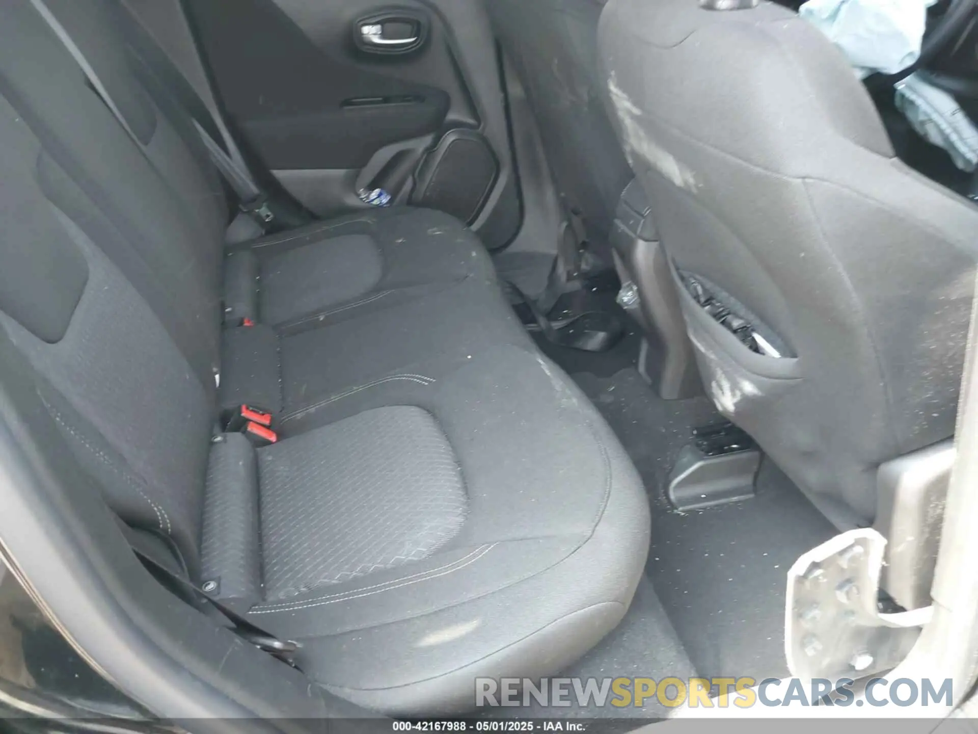 8 Photograph of a damaged car ZACNJDBB5MPN33810 JEEP RENEGADE 2021