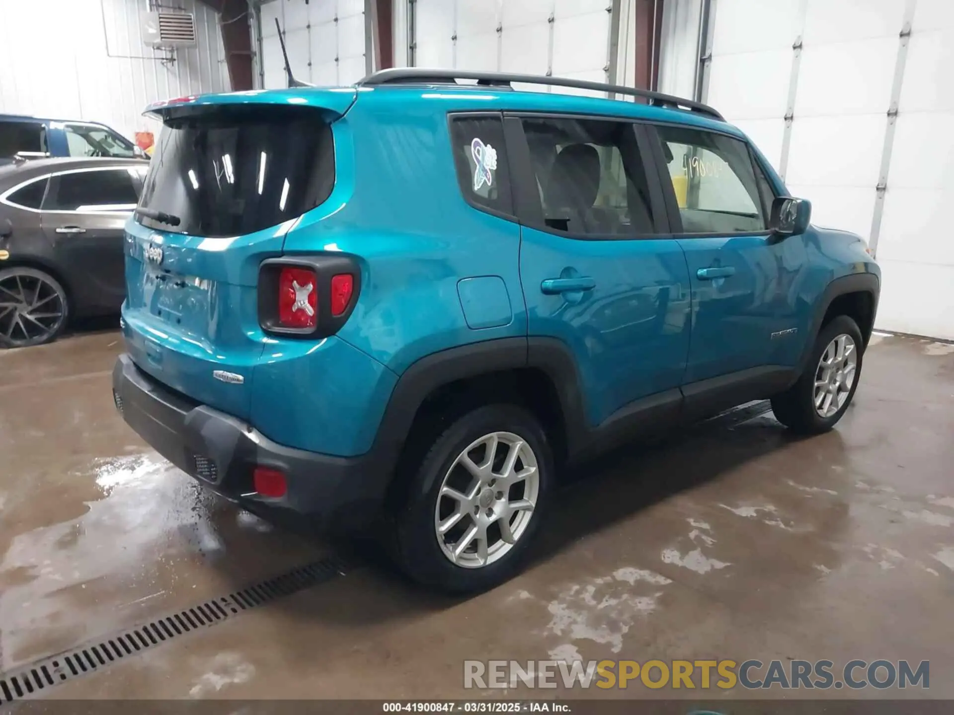 4 Photograph of a damaged car ZACNJDBB6MPM34798 JEEP RENEGADE 2021