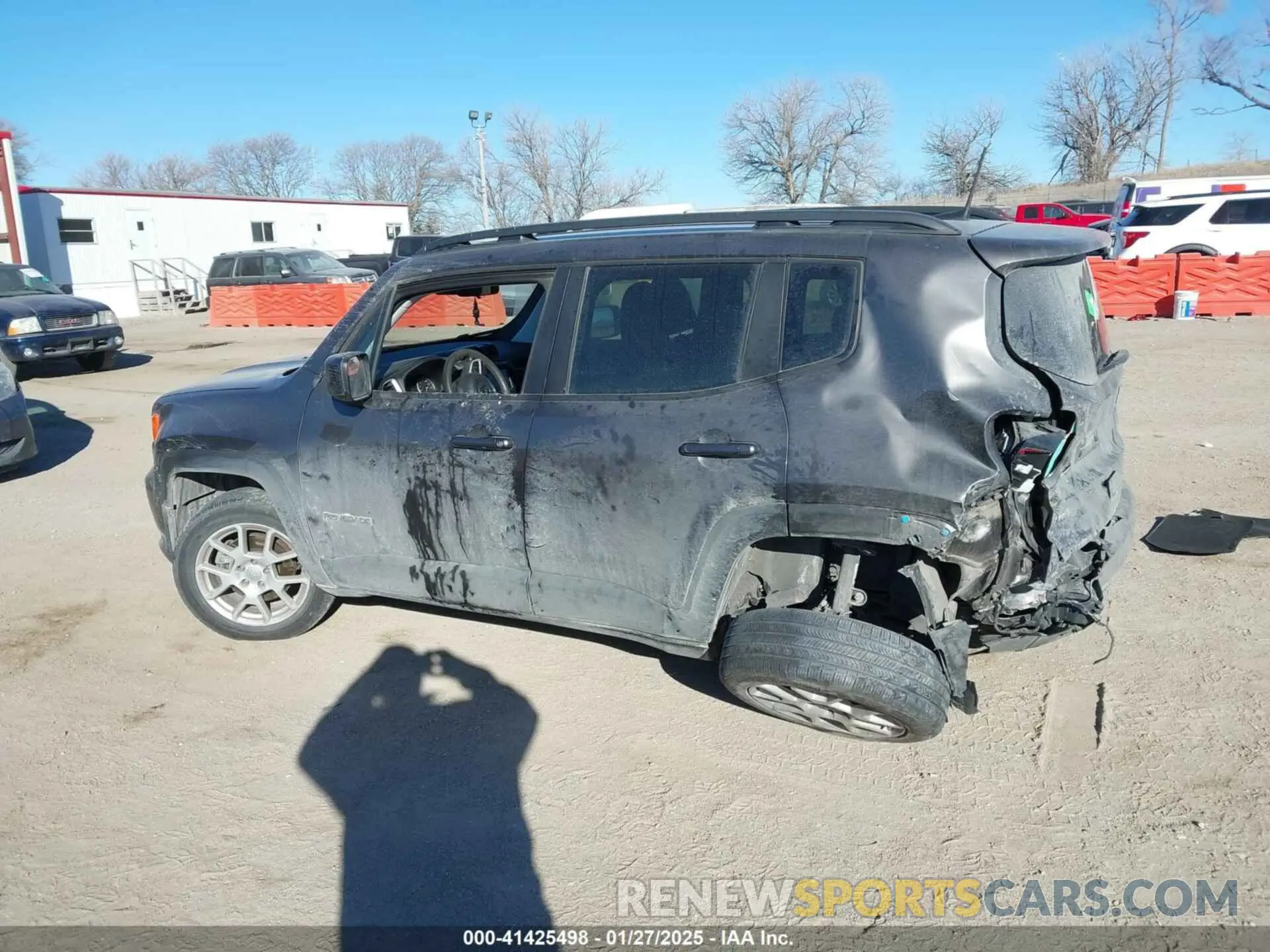 13 Photograph of a damaged car ZACNJDBB6MPM93740 JEEP RENEGADE 2021