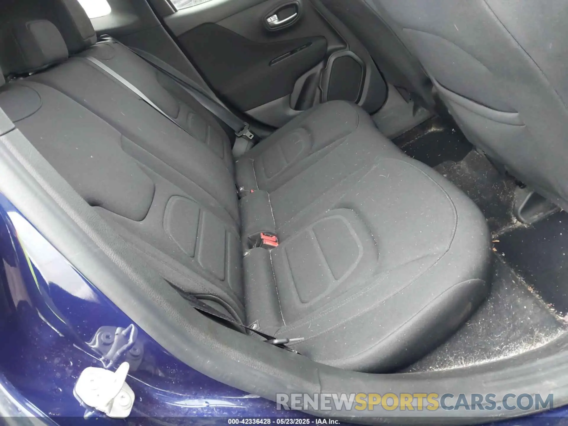 8 Photograph of a damaged car ZACNJDBB6MPN32519 JEEP RENEGADE 2021