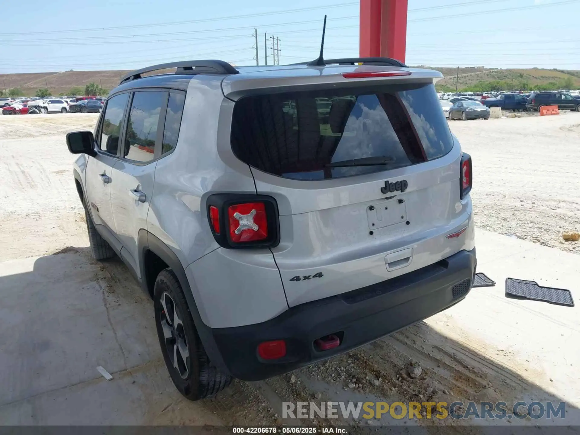 3 Photograph of a damaged car ZACNJDC17MPN27500 JEEP RENEGADE 2021