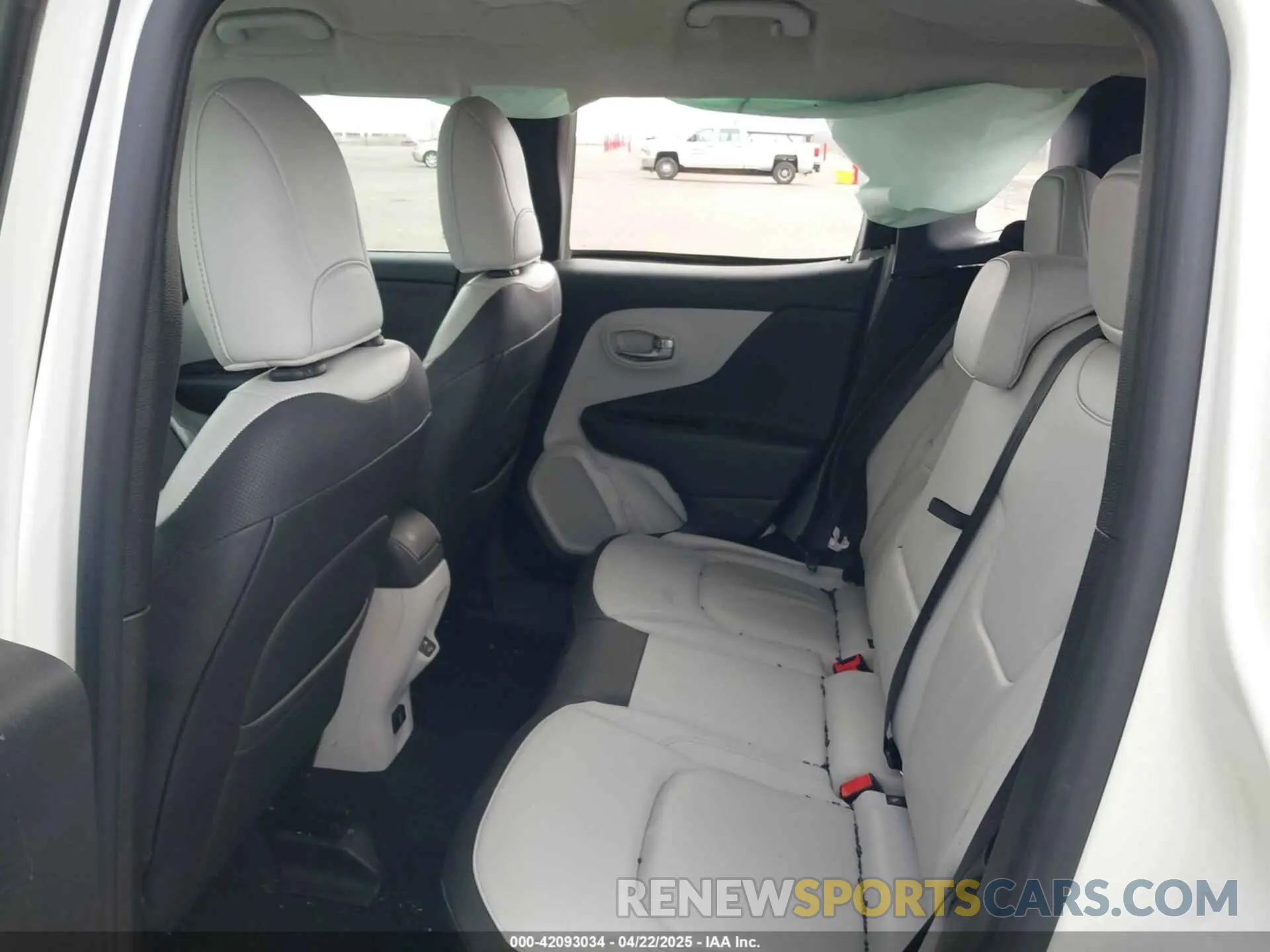 8 Фотография поврежденного автомобиля ZACNJDD15MPM49765 JEEP RENEGADE 2021