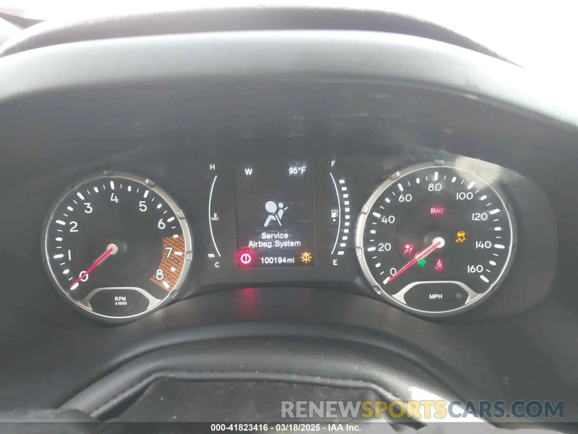 7 Photograph of a damaged car ZACNJDA19NPN47543 JEEP RENEGADE 2022