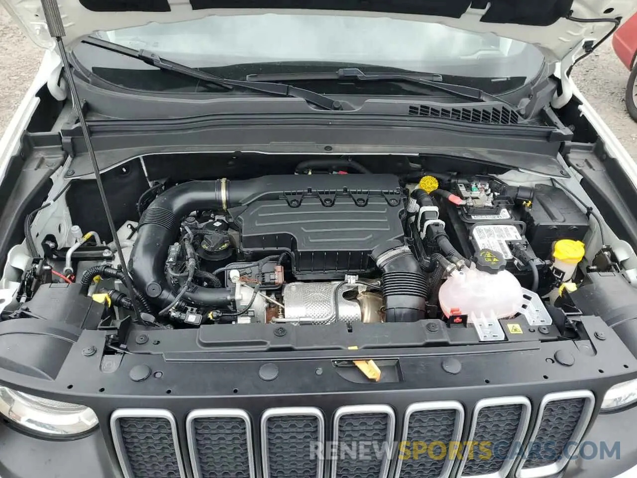 12 Photograph of a damaged car ZACNJDA1XNPN52105 JEEP RENEGADE 2022