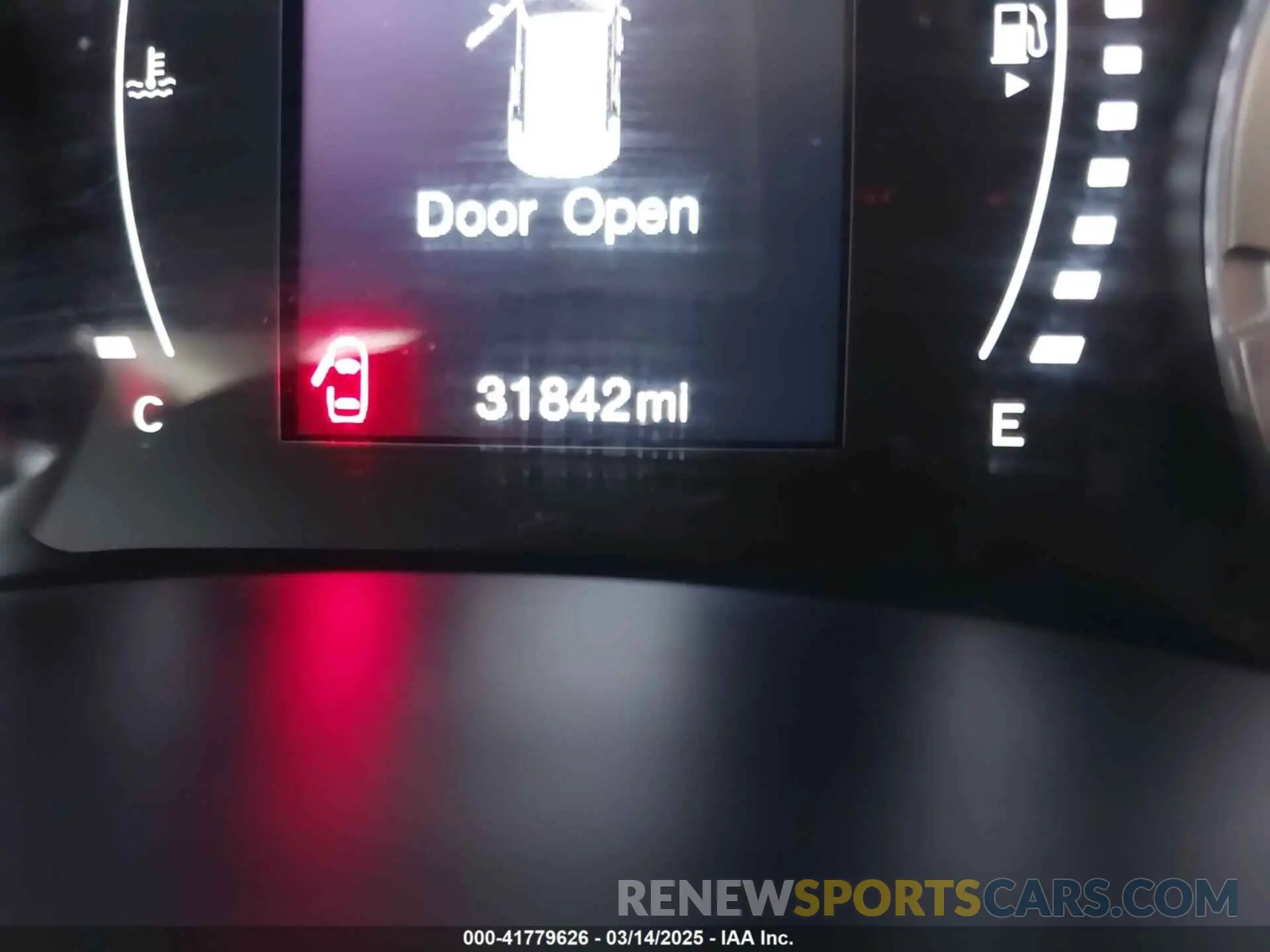 15 Photograph of a damaged car ZACNJDA1XNPN56686 JEEP RENEGADE 2022
