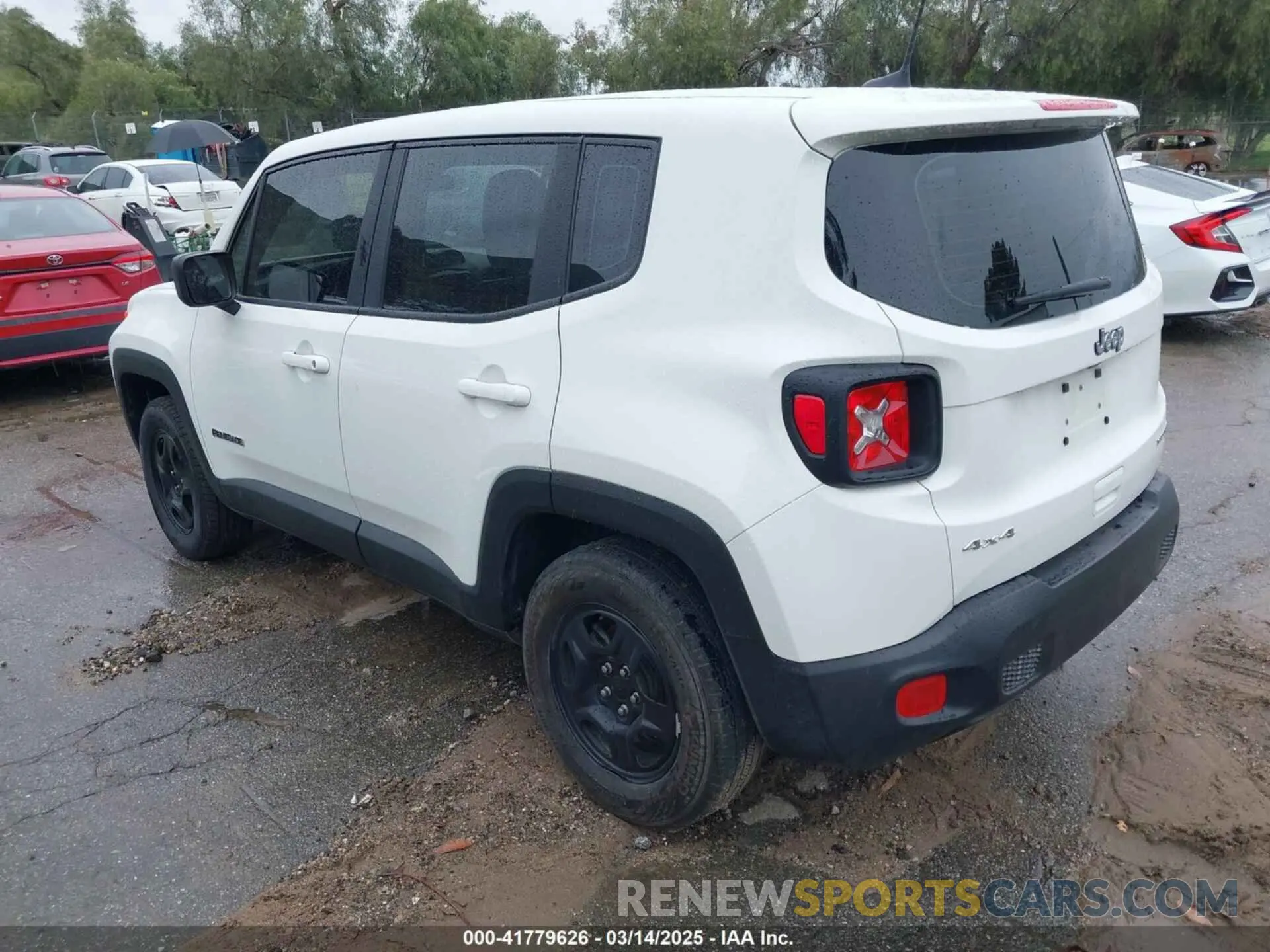 3 Photograph of a damaged car ZACNJDA1XNPN56686 JEEP RENEGADE 2022