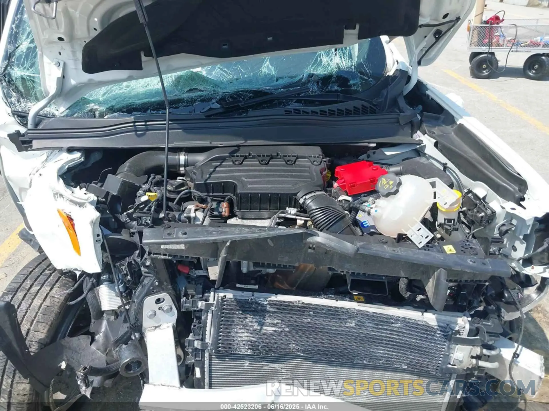 10 Photograph of a damaged car ZACNJDB11NPN44179 JEEP RENEGADE 2022