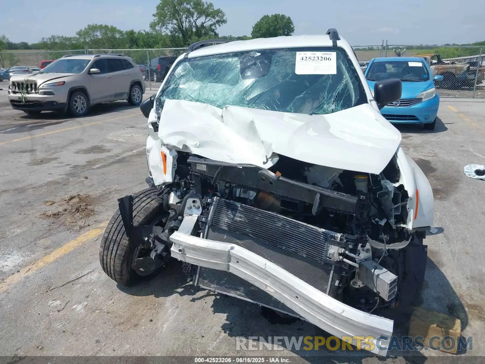 12 Photograph of a damaged car ZACNJDB11NPN44179 JEEP RENEGADE 2022