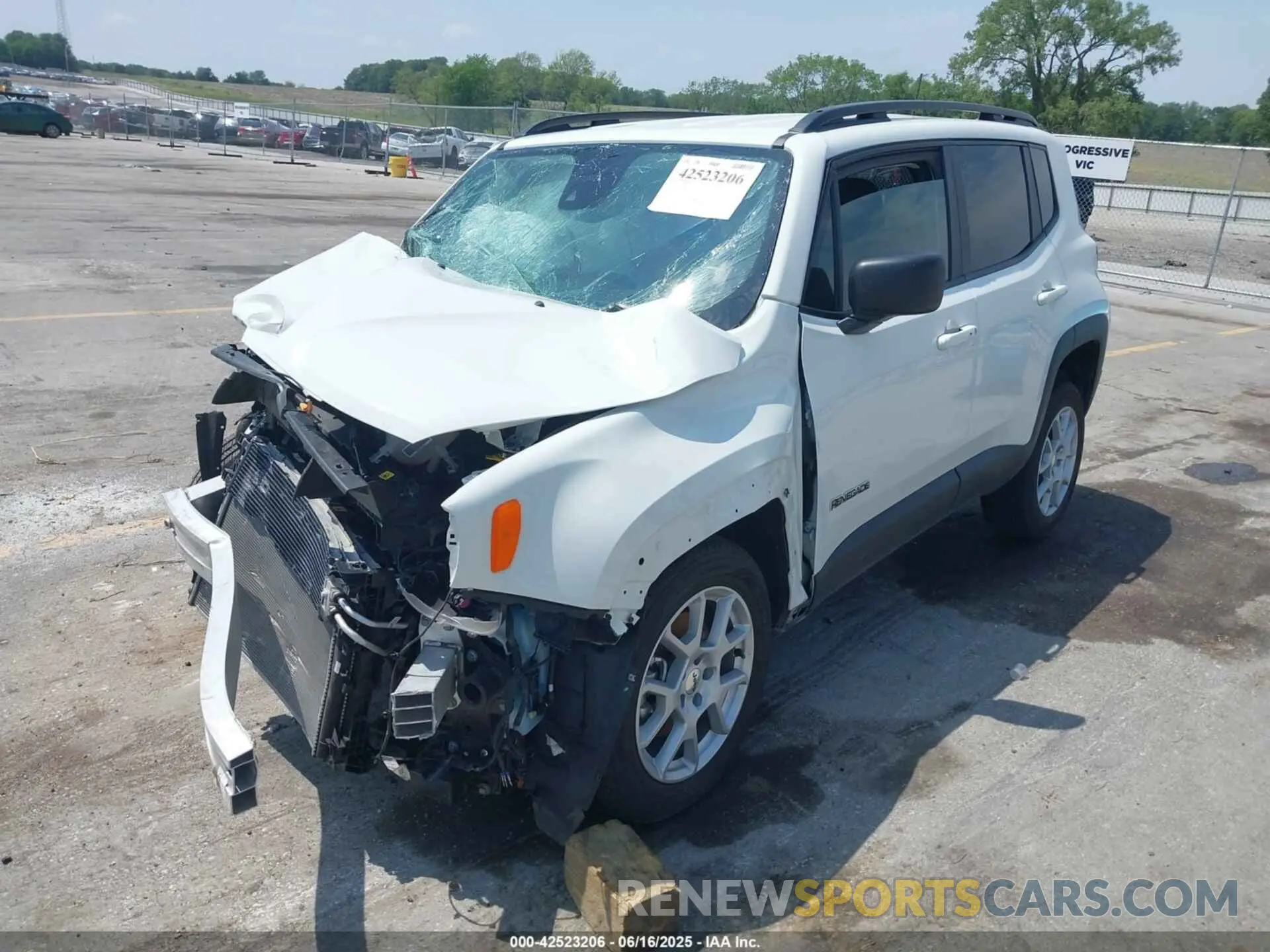2 Photograph of a damaged car ZACNJDB11NPN44179 JEEP RENEGADE 2022