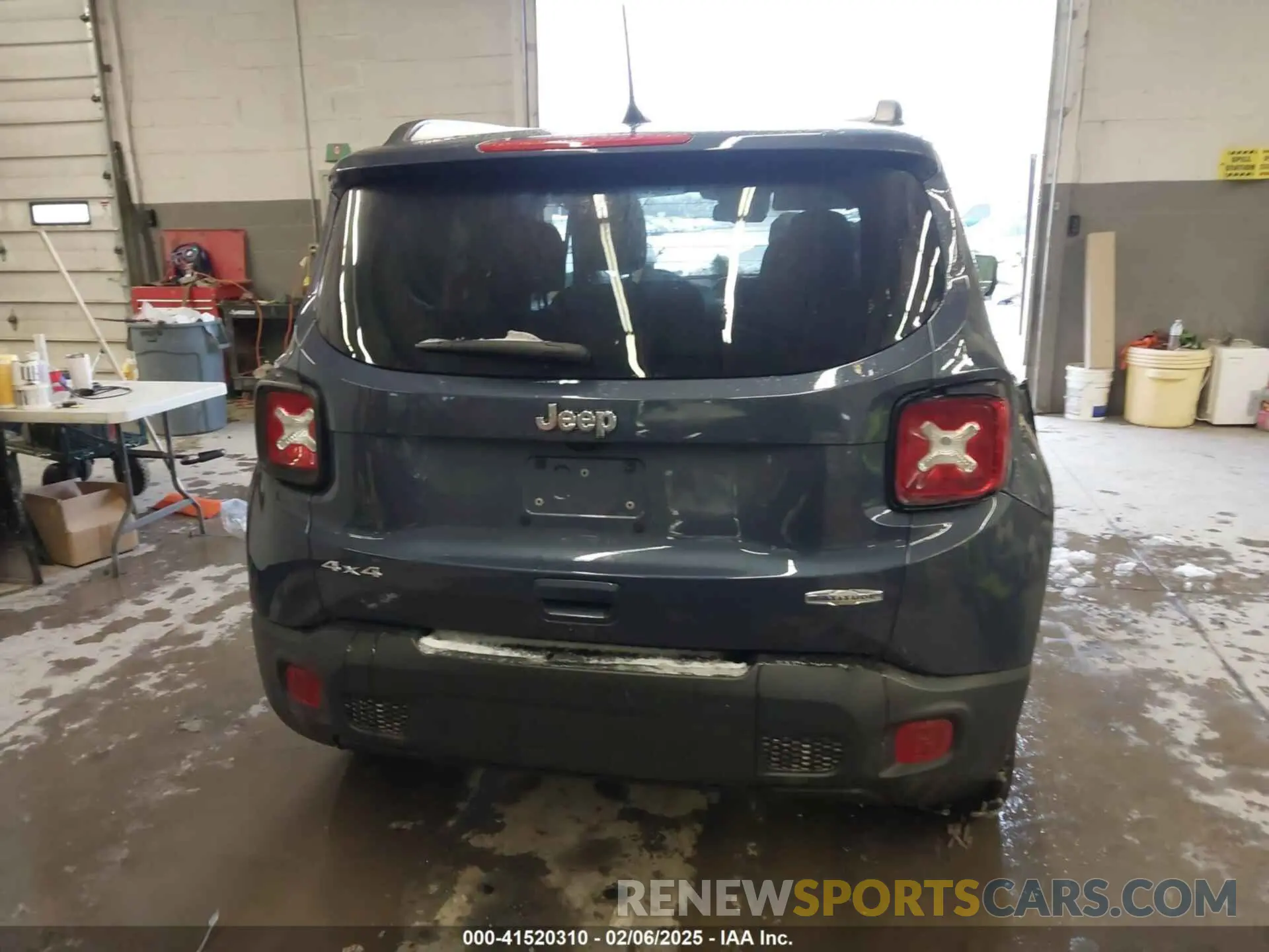 15 Photograph of a damaged car ZACNJDB12NPN90071 JEEP RENEGADE 2022