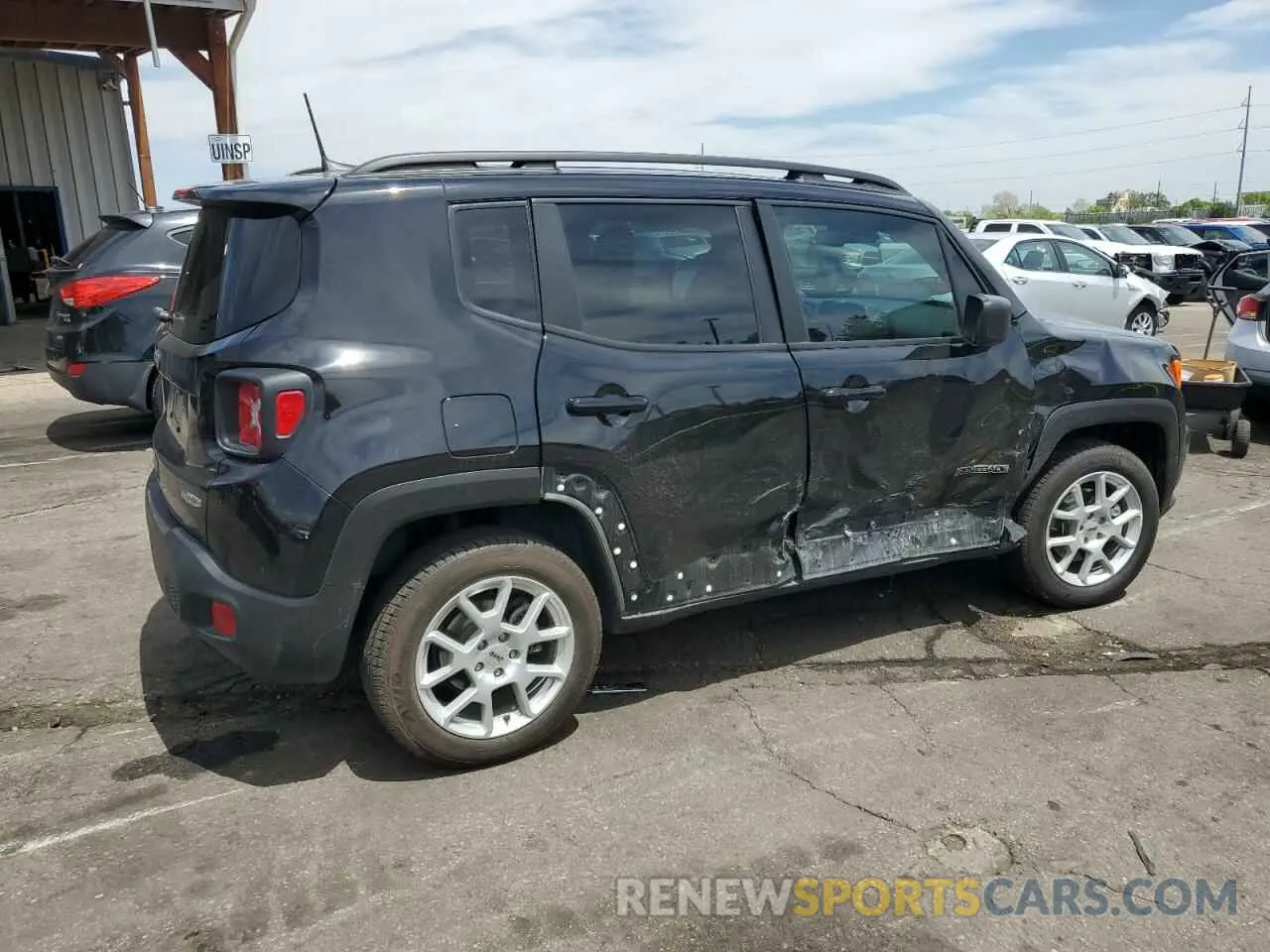 3 Фотография поврежденного автомобиля ZACNJDB15NPN71983 JEEP RENEGADE 2022