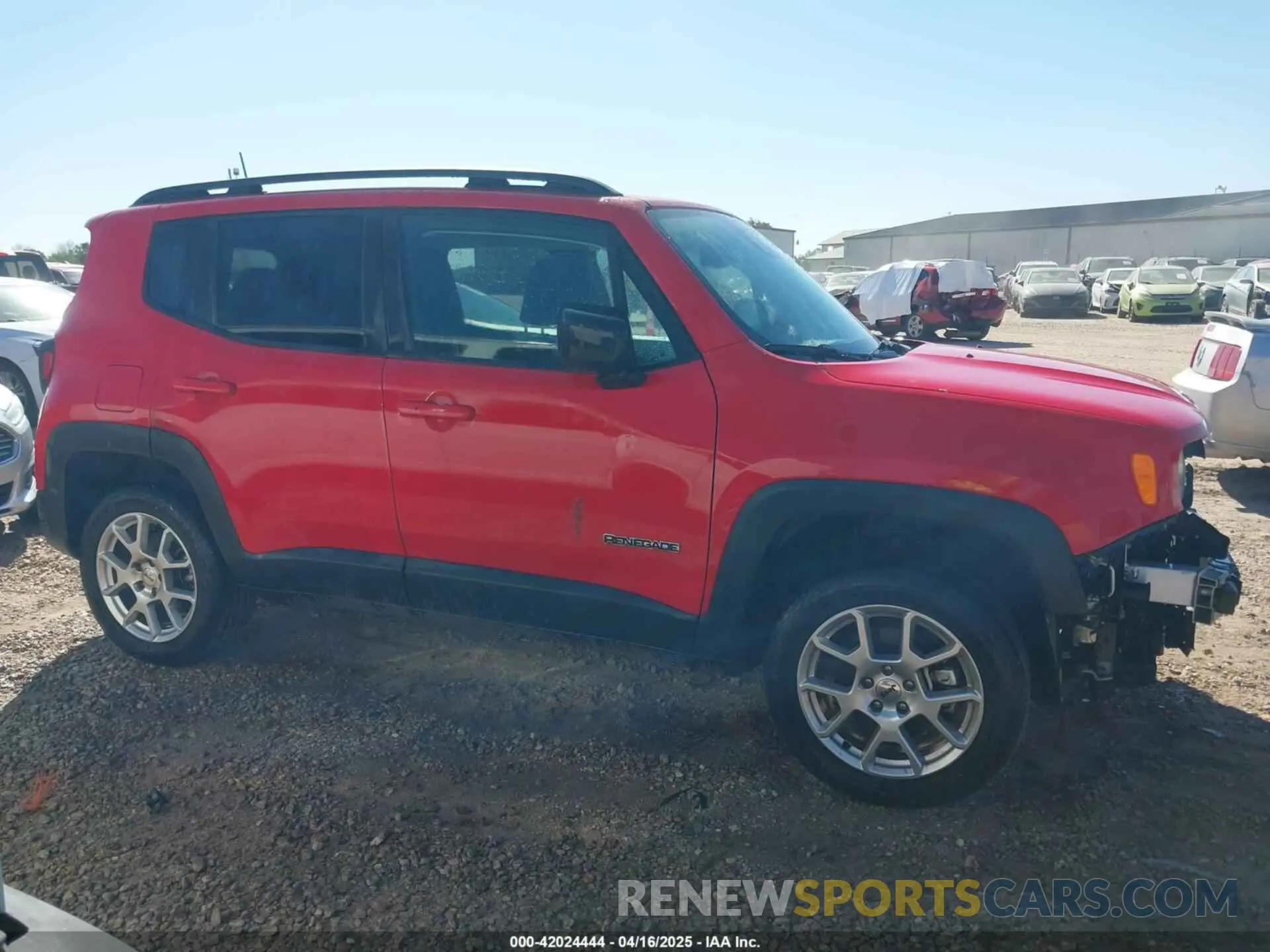 13 Photograph of a damaged car ZACNJDB15NPN86015 JEEP RENEGADE 2022