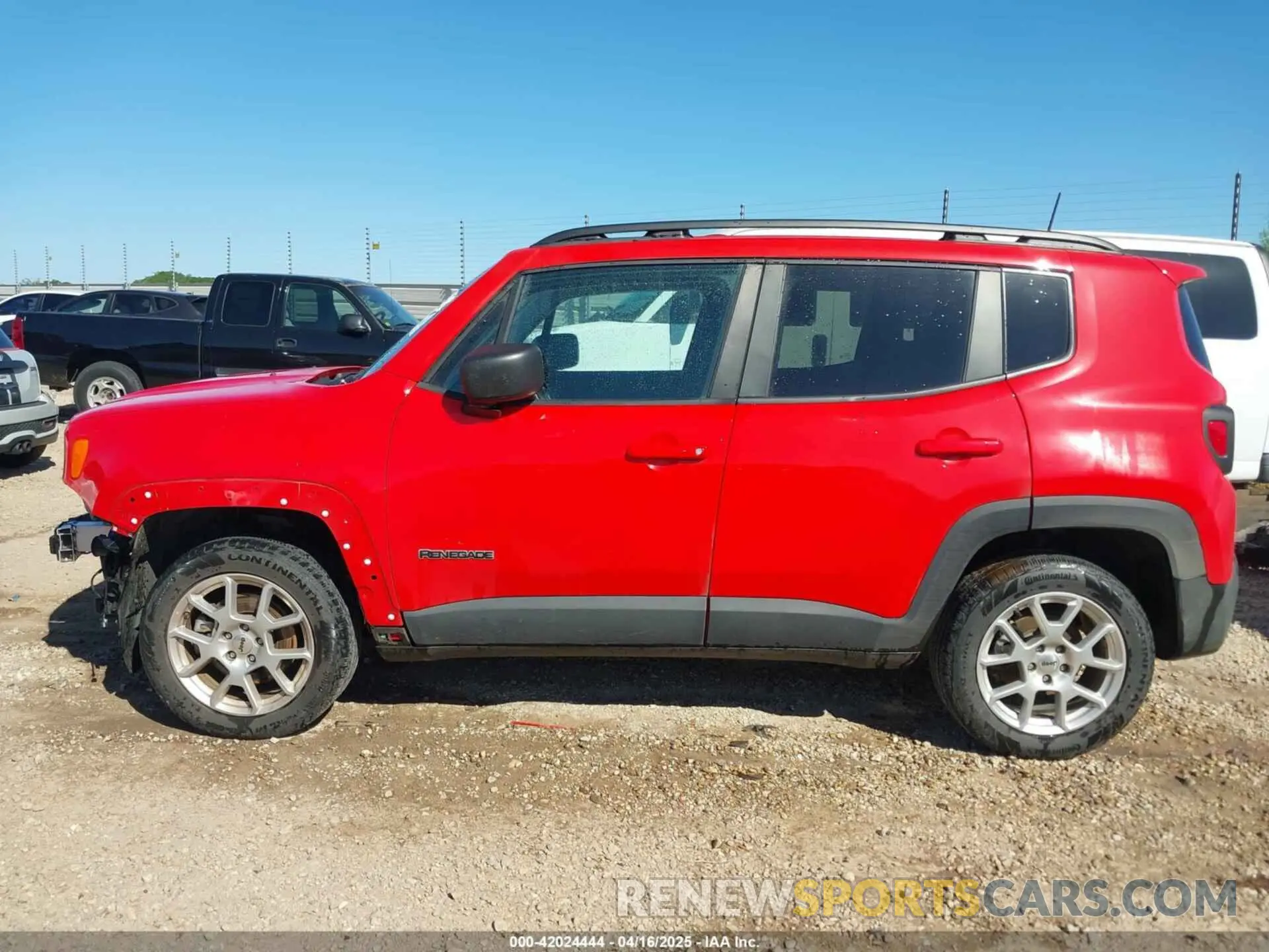 14 Photograph of a damaged car ZACNJDB15NPN86015 JEEP RENEGADE 2022