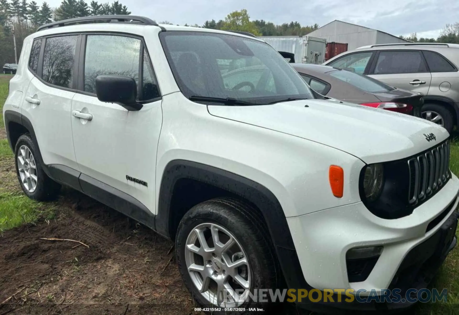 1 Photograph of a damaged car ZACNJDB16NPN47773 JEEP RENEGADE 2022