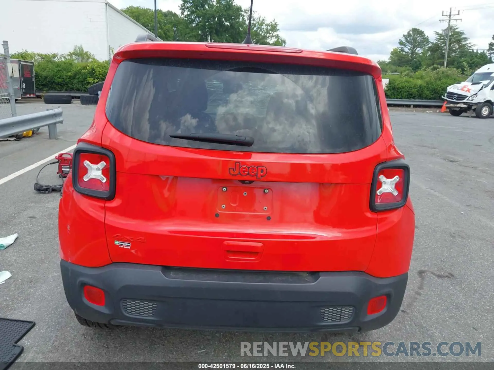 16 Photograph of a damaged car ZACNJDB16NPN82636 JEEP RENEGADE 2022