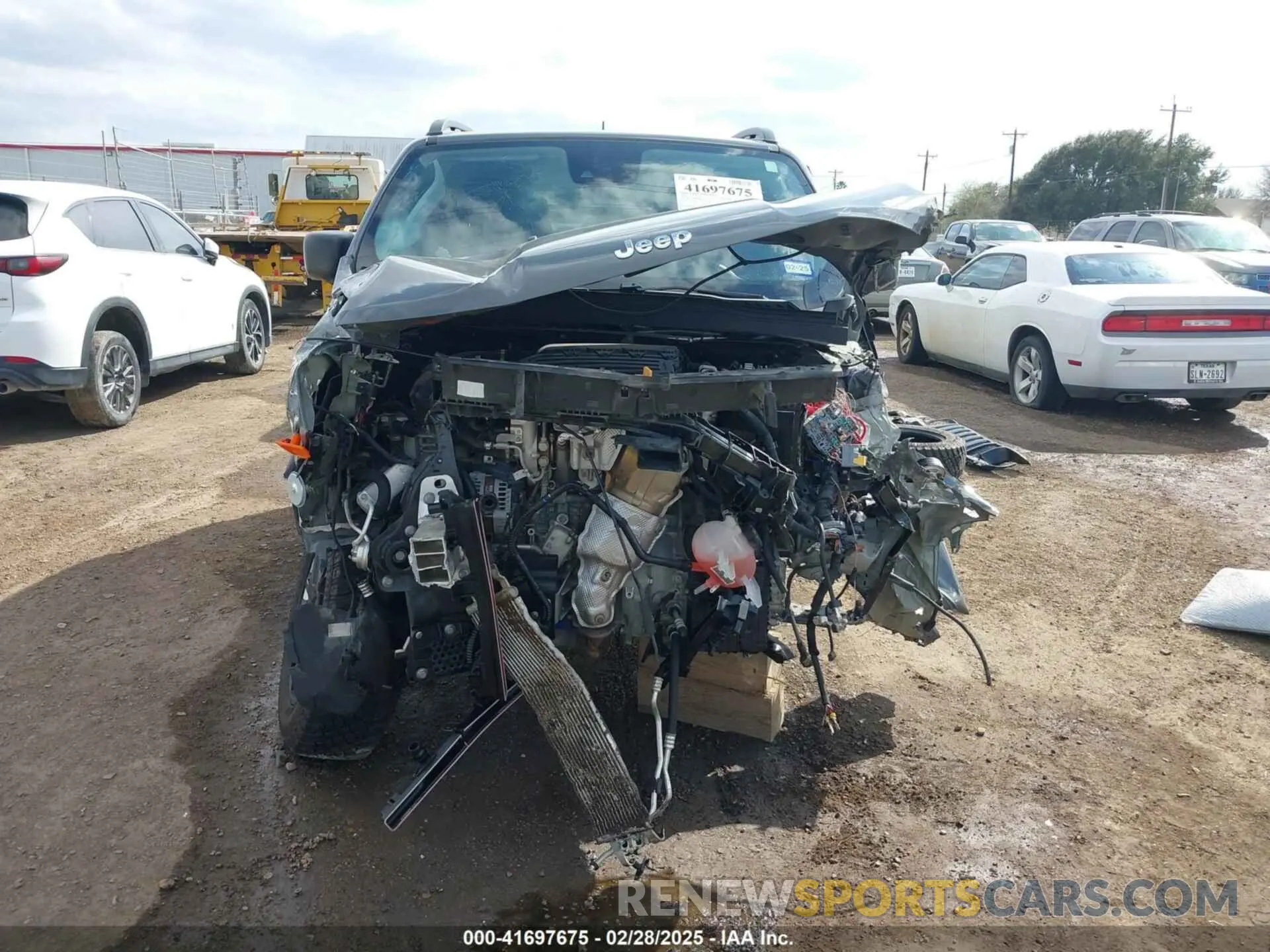 12 Фотография поврежденного автомобиля ZACNJDB17NPN48608 JEEP RENEGADE 2022