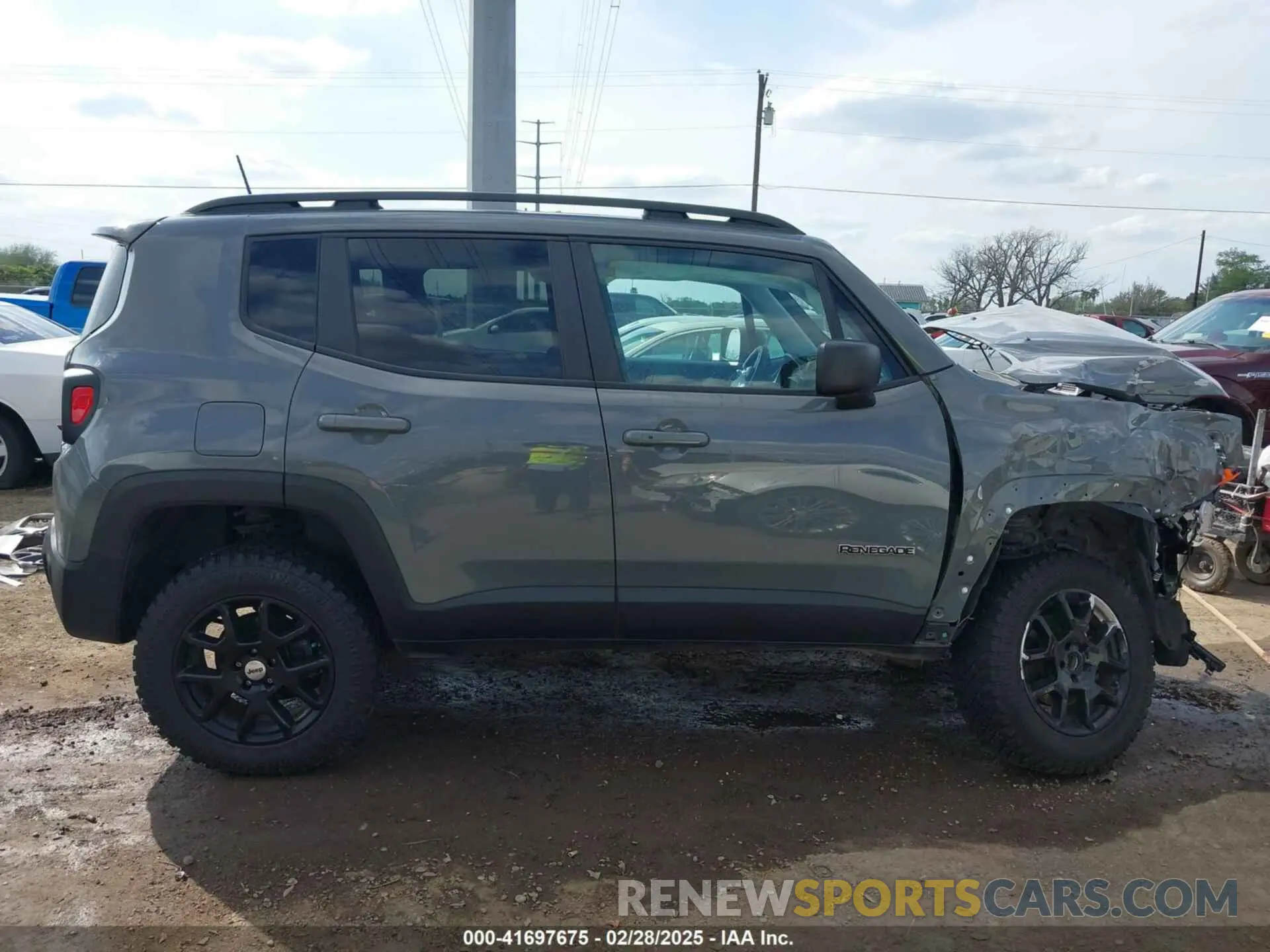 13 Фотография поврежденного автомобиля ZACNJDB17NPN48608 JEEP RENEGADE 2022