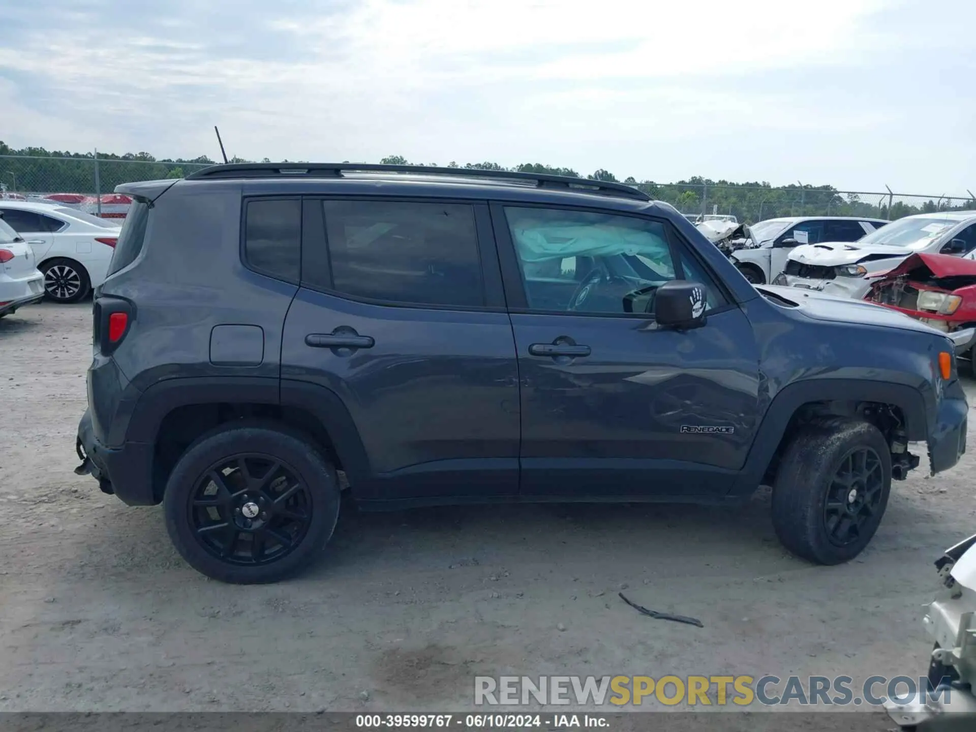 13 Photograph of a damaged car ZACNJDB17NPN61665 JEEP RENEGADE 2022