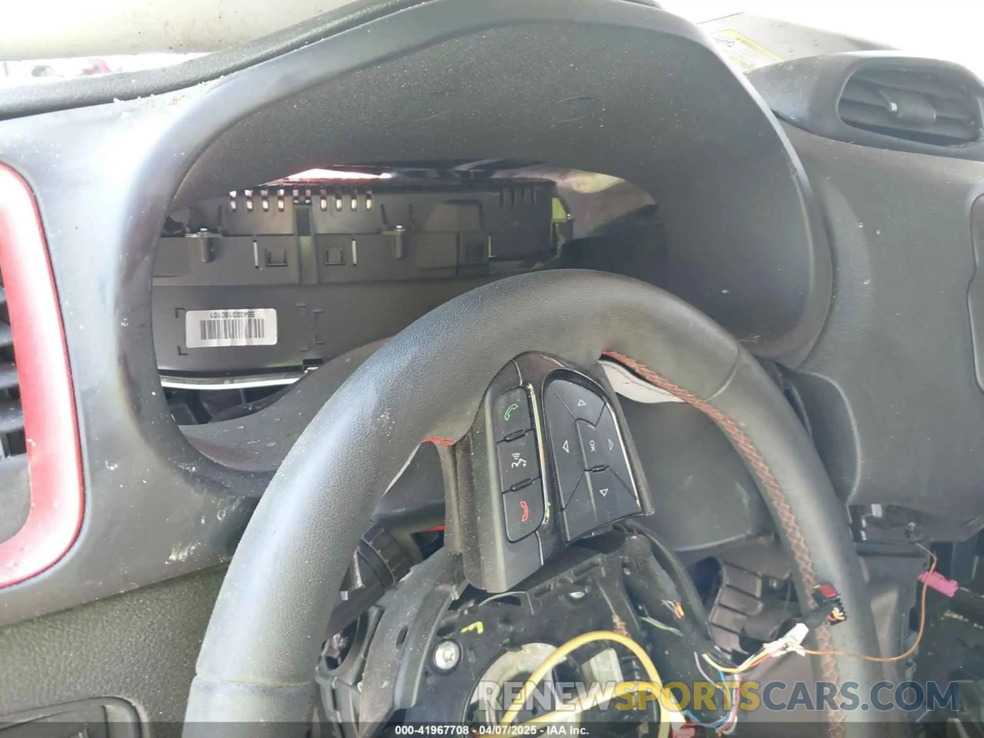 7 Фотография поврежденного автомобиля ZACNJDB18NPN89135 JEEP RENEGADE 2022