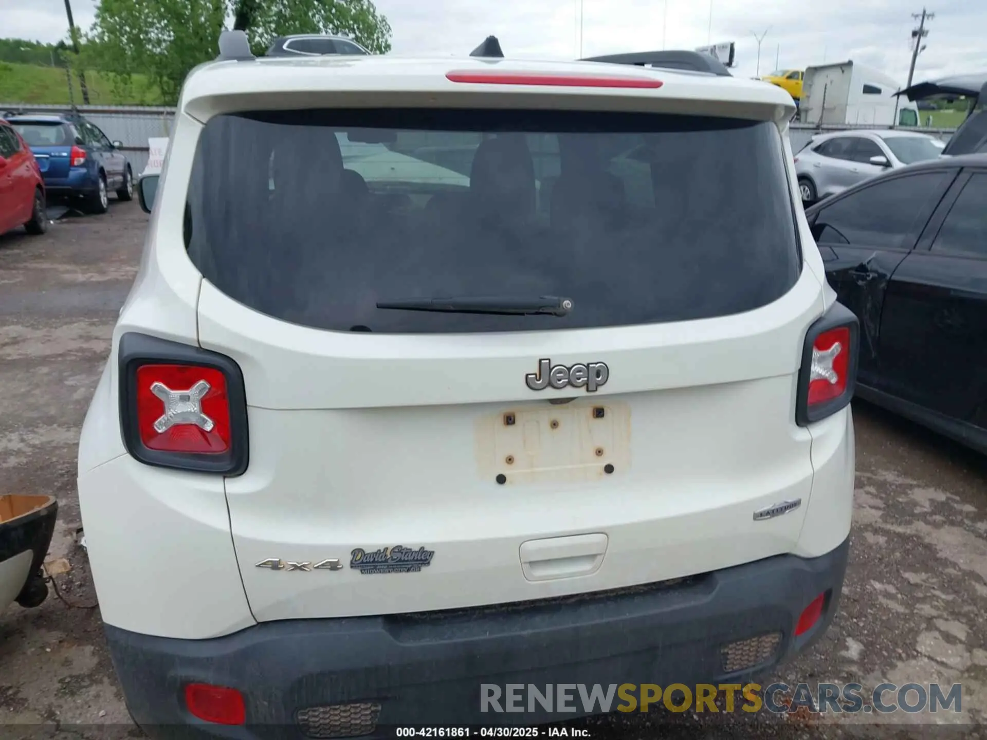 17 Фотография поврежденного автомобиля ZACNJDB18NPN89443 JEEP RENEGADE 2022