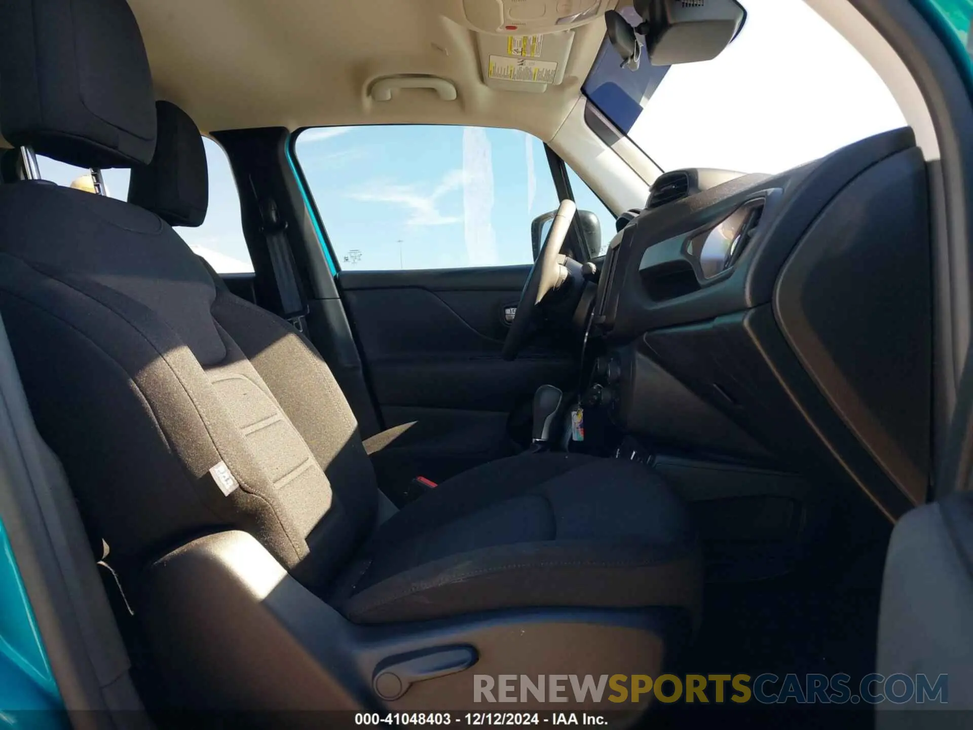 5 Фотография поврежденного автомобиля ZACNJDB19NPN79181 JEEP RENEGADE 2022