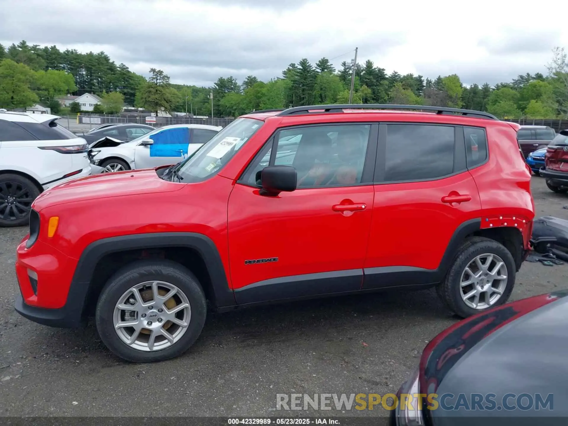 15 Photograph of a damaged car ZACNJDB19NPN81559 JEEP RENEGADE 2022