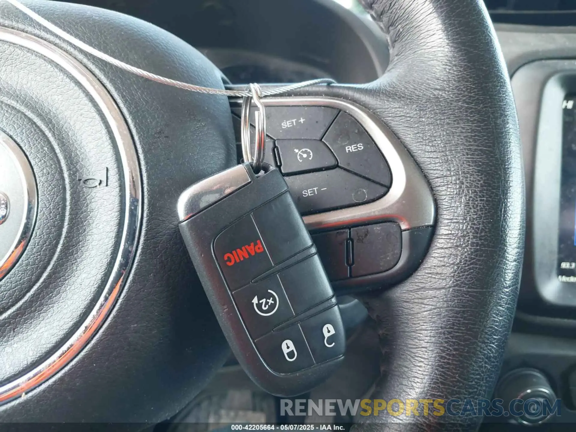 11 Photograph of a damaged car ZACNJDB1XNPN46562 JEEP RENEGADE 2022