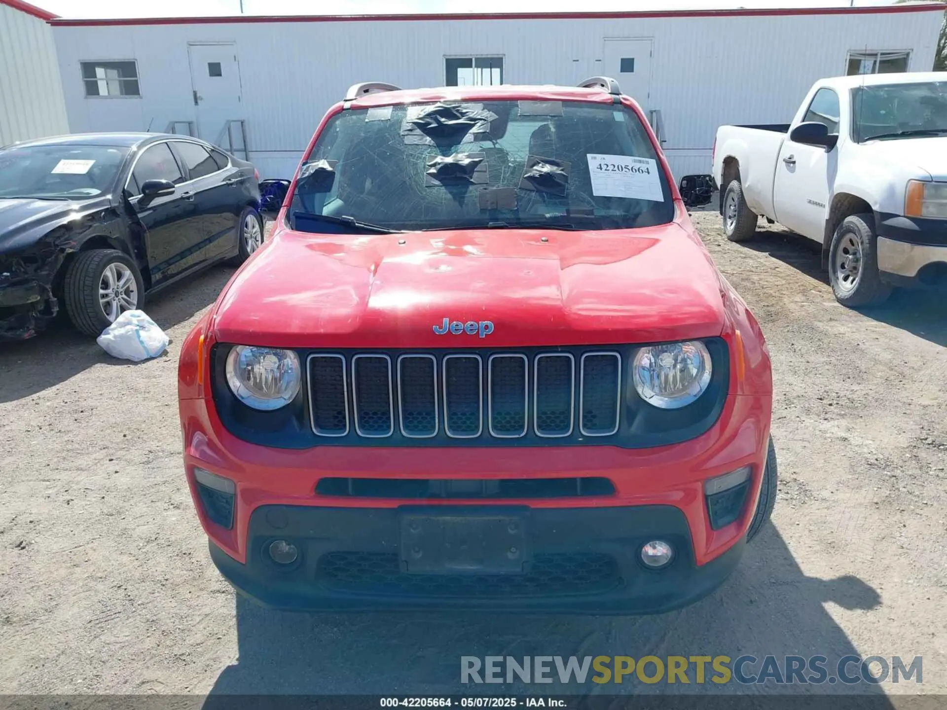 13 Photograph of a damaged car ZACNJDB1XNPN46562 JEEP RENEGADE 2022