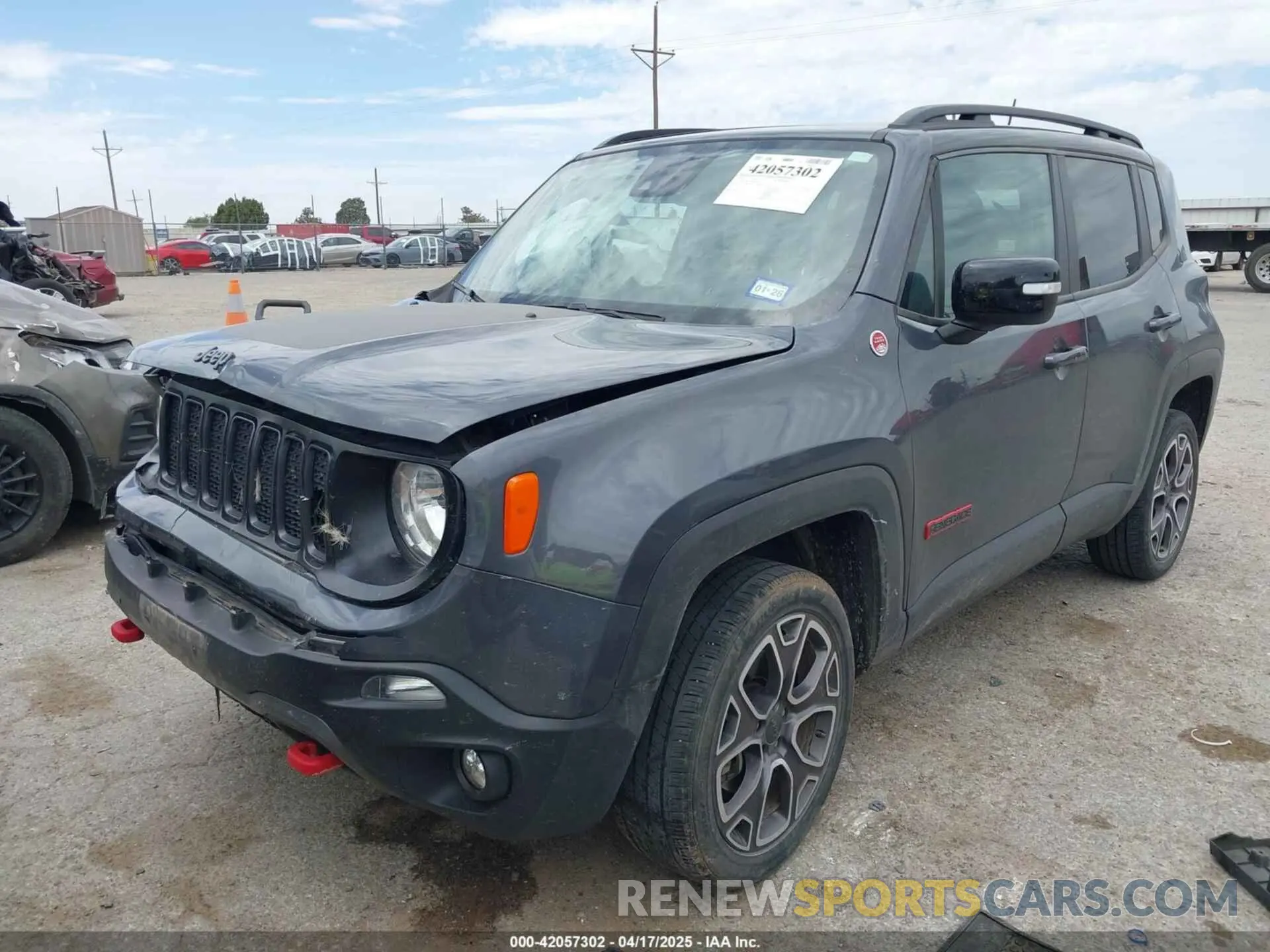 2 Фотография поврежденного автомобиля ZACNJDC10NPN62719 JEEP RENEGADE 2022