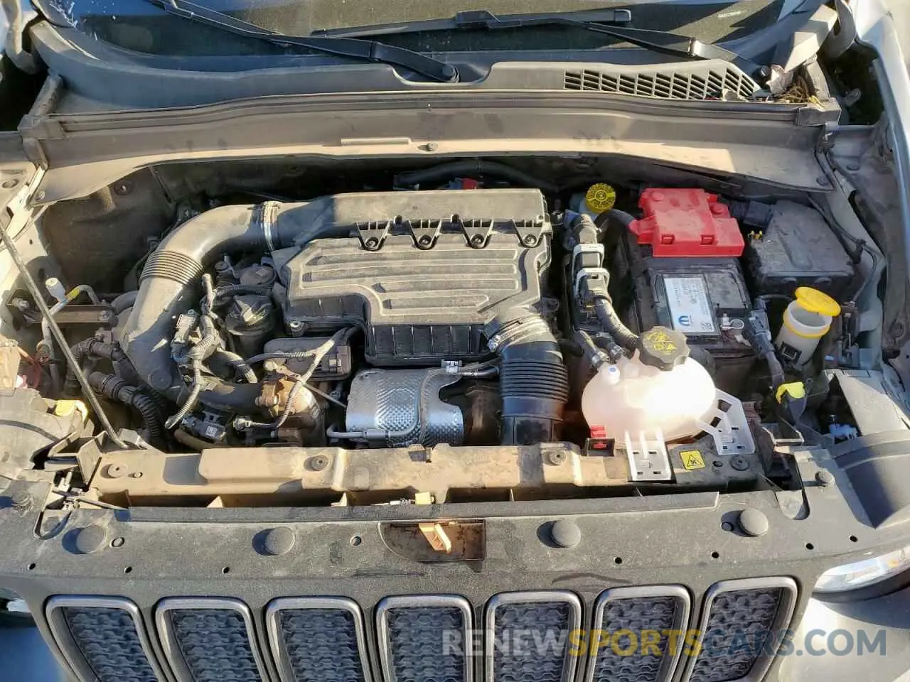 14 Photograph of a damaged car ZACNJDC19NPN63173 JEEP RENEGADE 2022