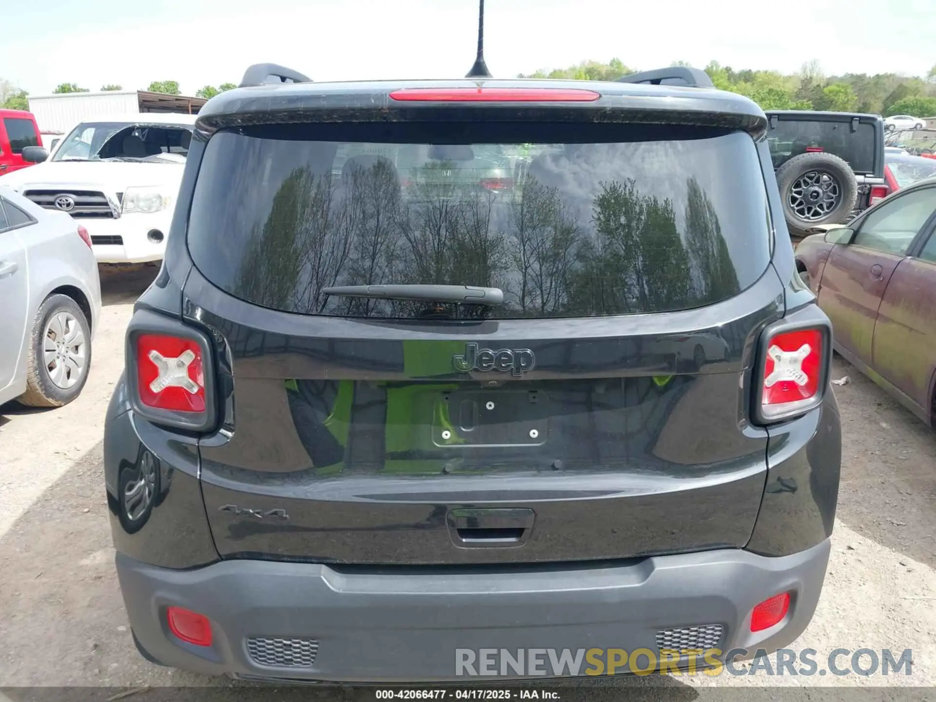 16 Photograph of a damaged car ZACNJDE18NPN80964 JEEP RENEGADE 2022